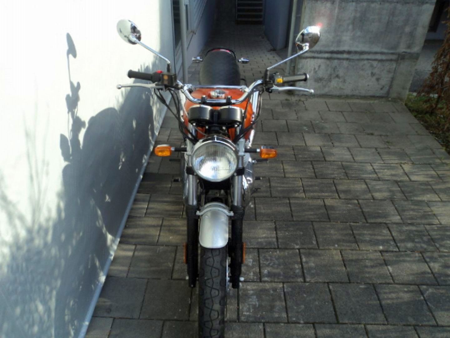ROYAL ENFIELD INTERCEPTOR 650 TWIN E5-image-6