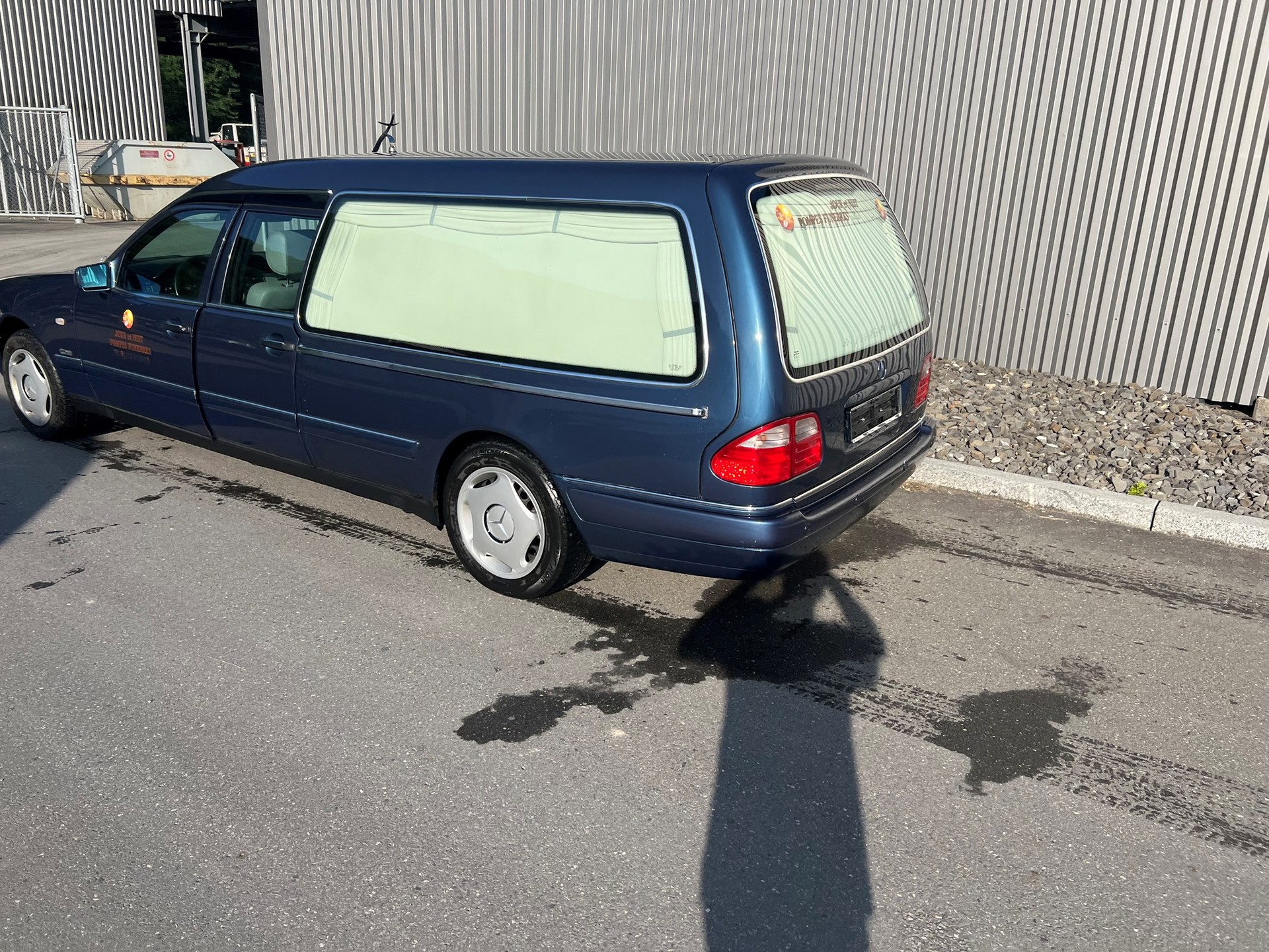 MERCEDES-BENZ Corbillard-image-2