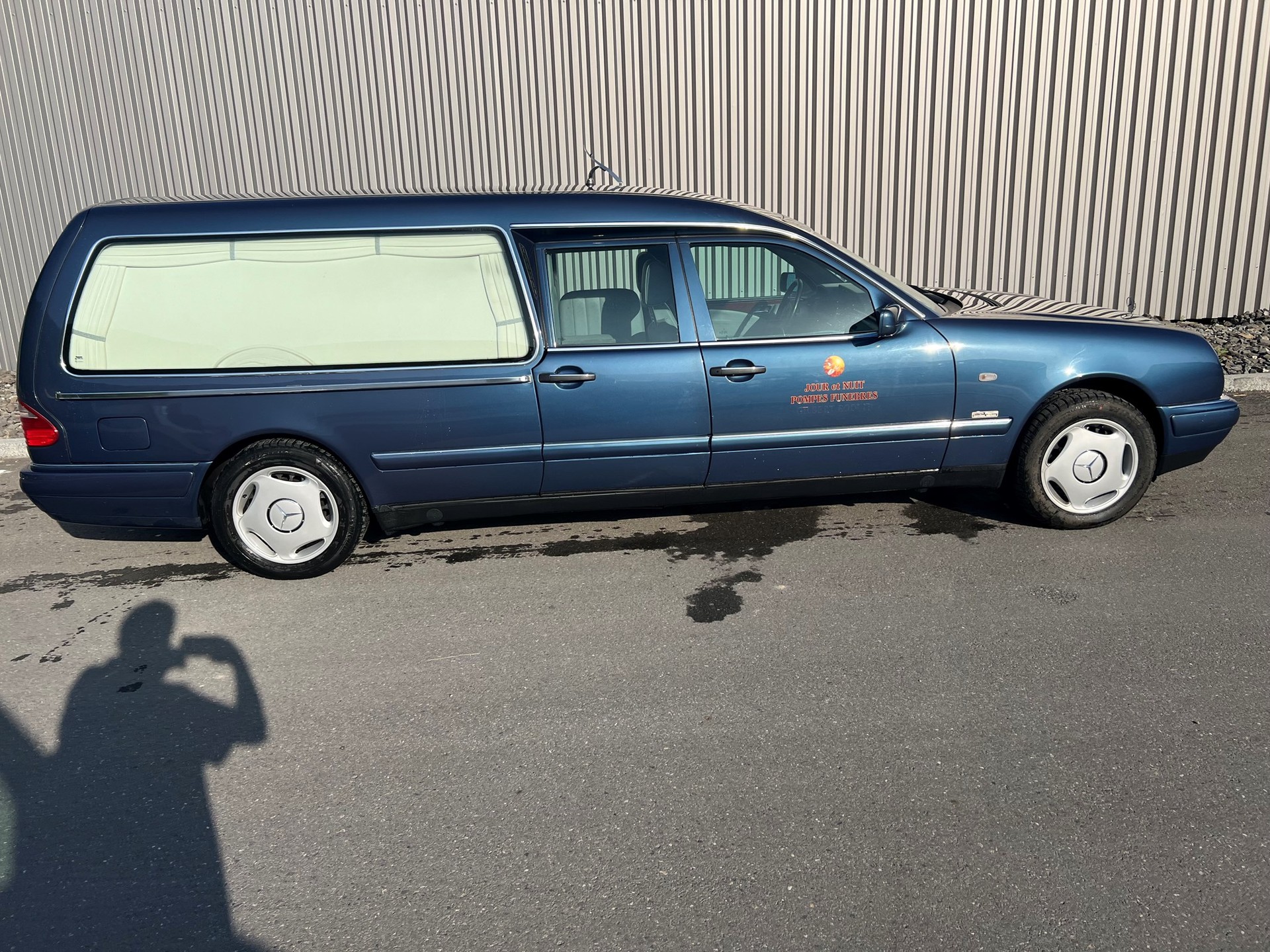 MERCEDES-BENZ Corbillard-image-6