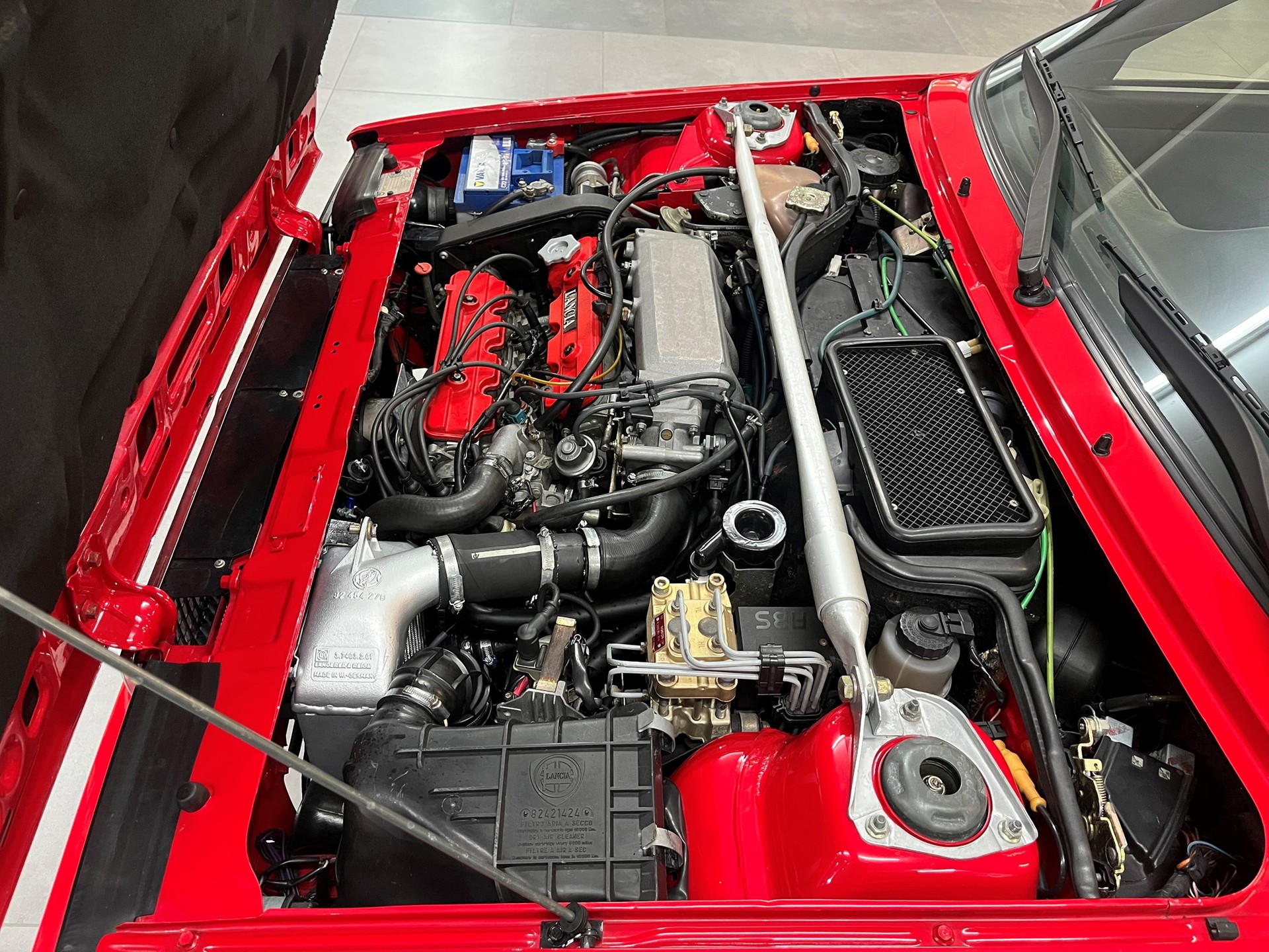 LANCIA Delta HF Integrale Evo-image-14