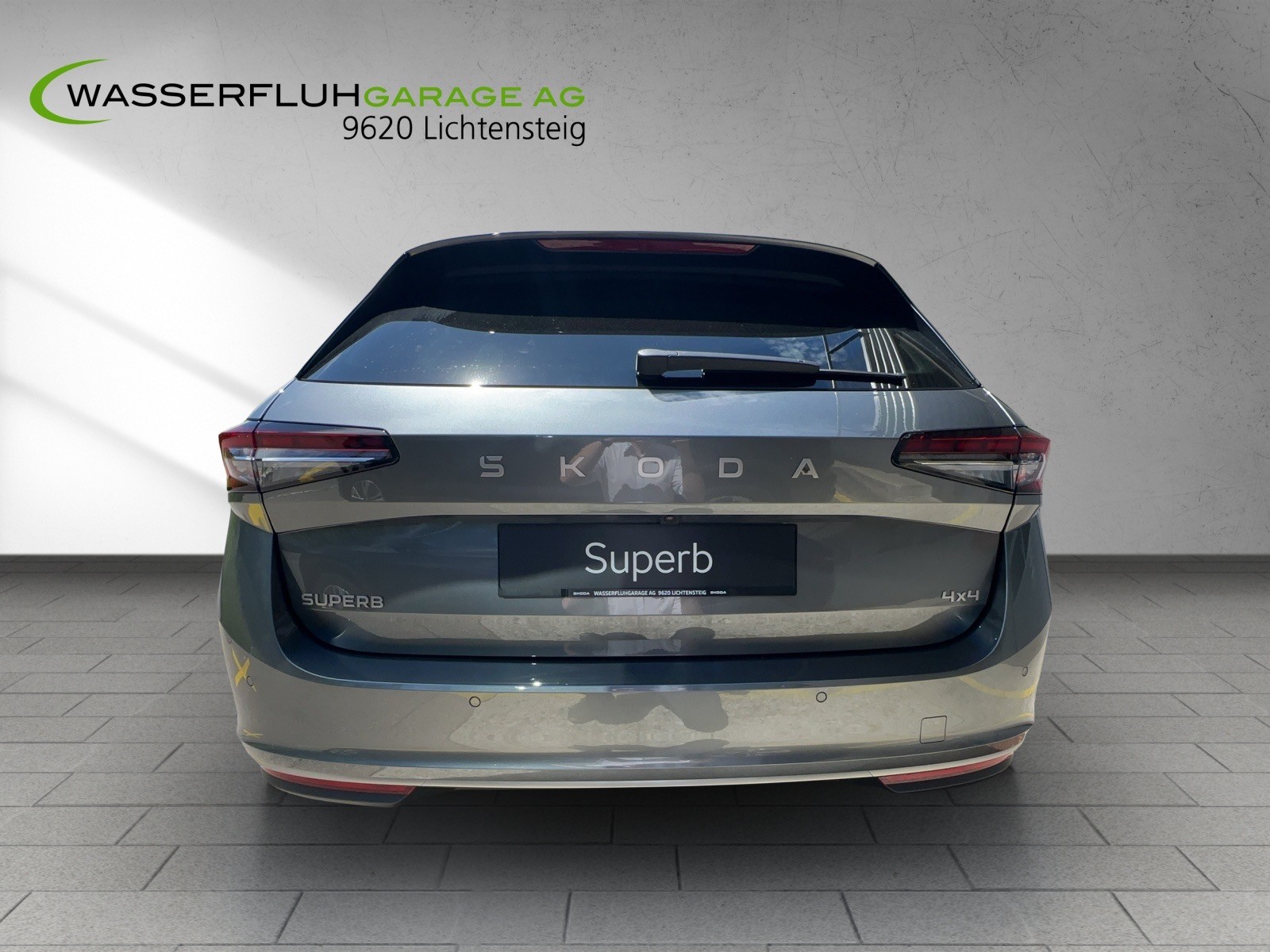 SKODA Superb Combi 2.0 TDi L&K 4x4 DSG-image-4