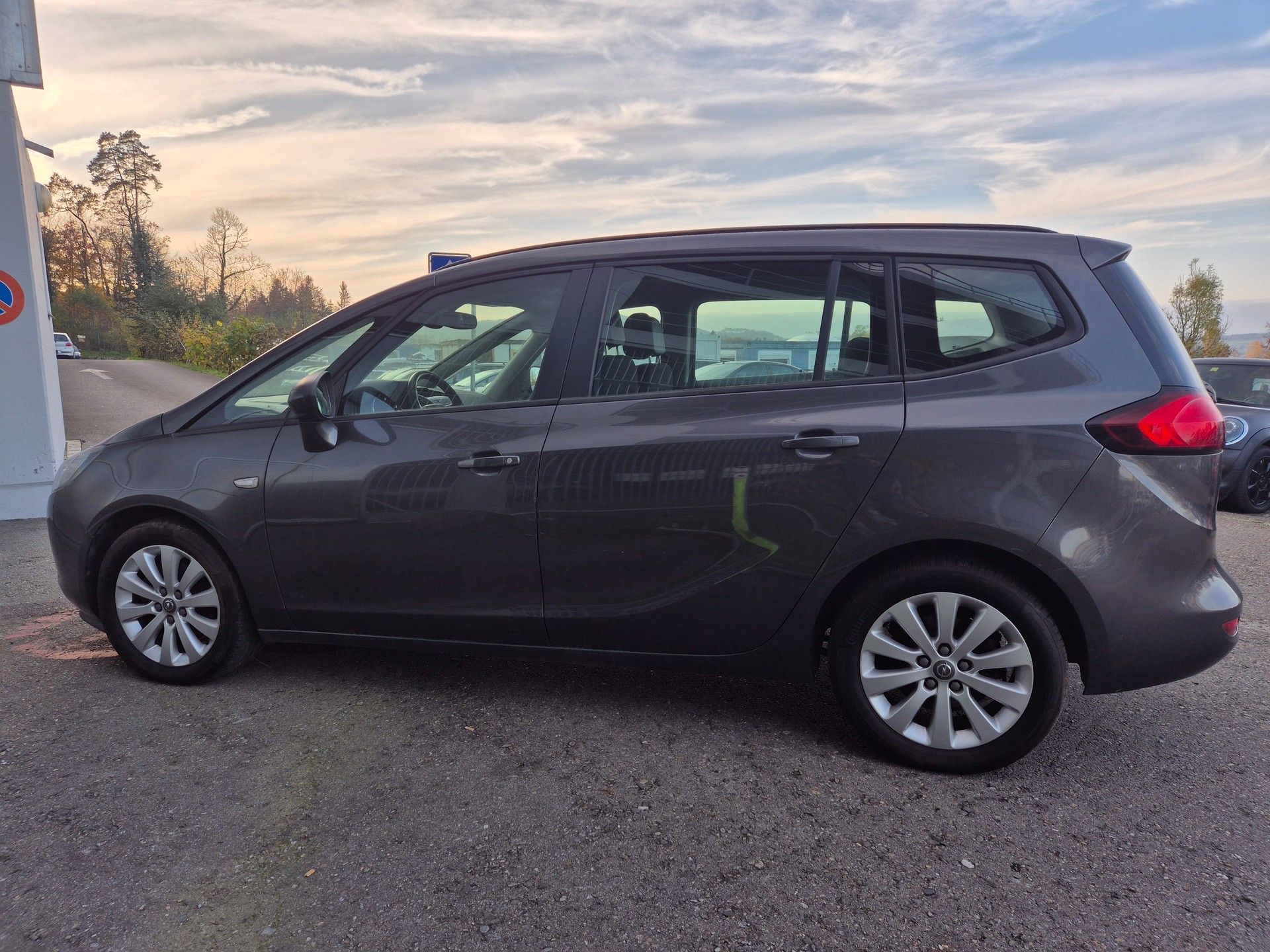 OPEL Zafira Tourer 1.4i 16V Turbo Sport-image-3