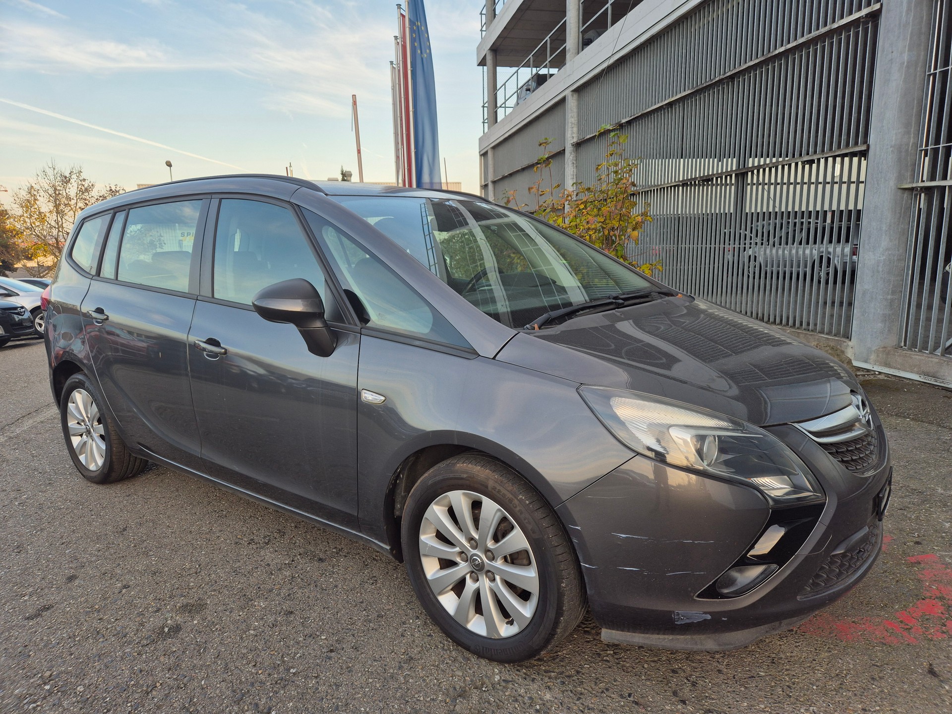 OPEL Zafira Tourer 1.4i 16V Turbo Sport-image-2