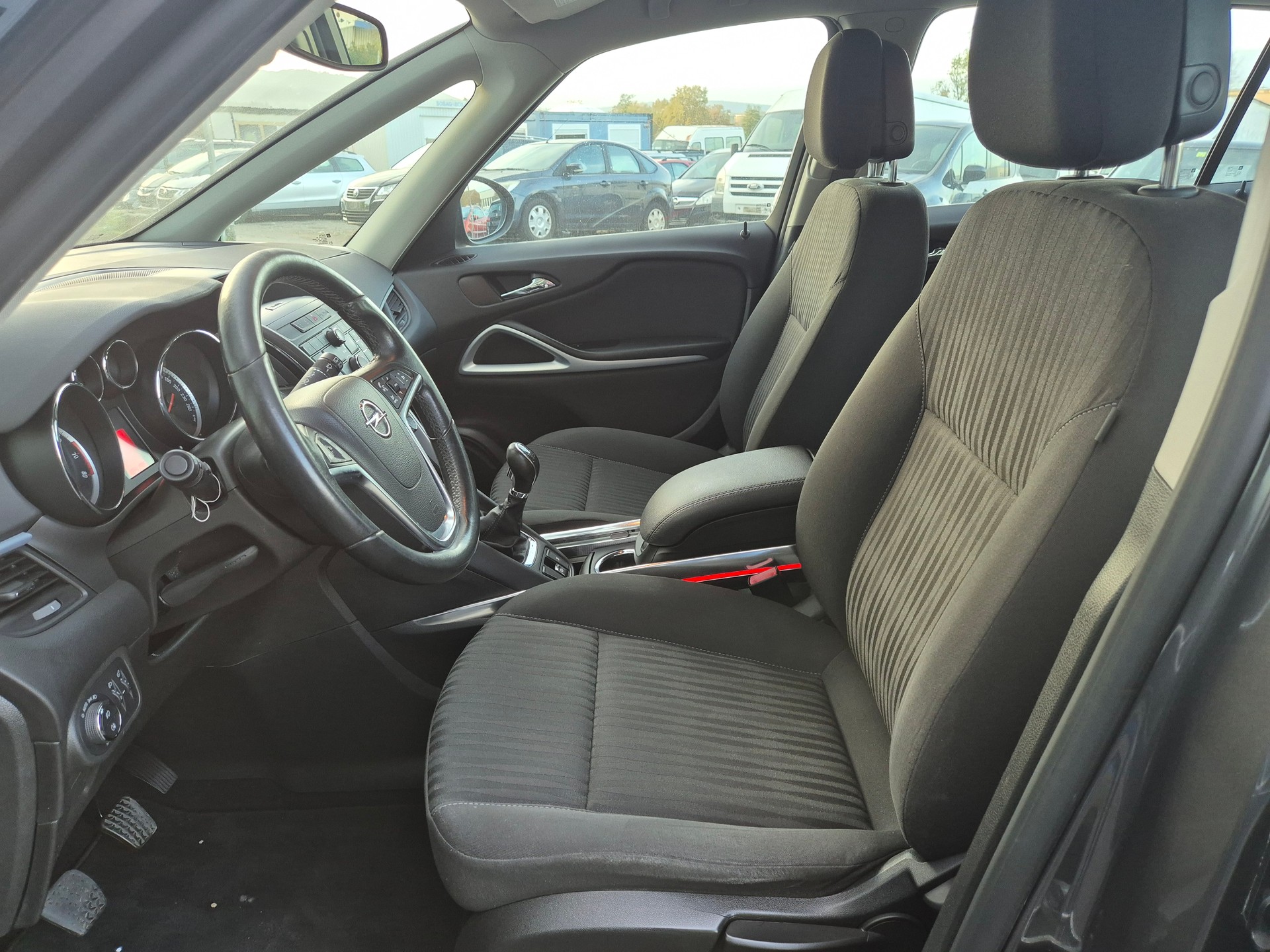 OPEL Zafira Tourer 1.4i 16V Turbo Sport-image-9