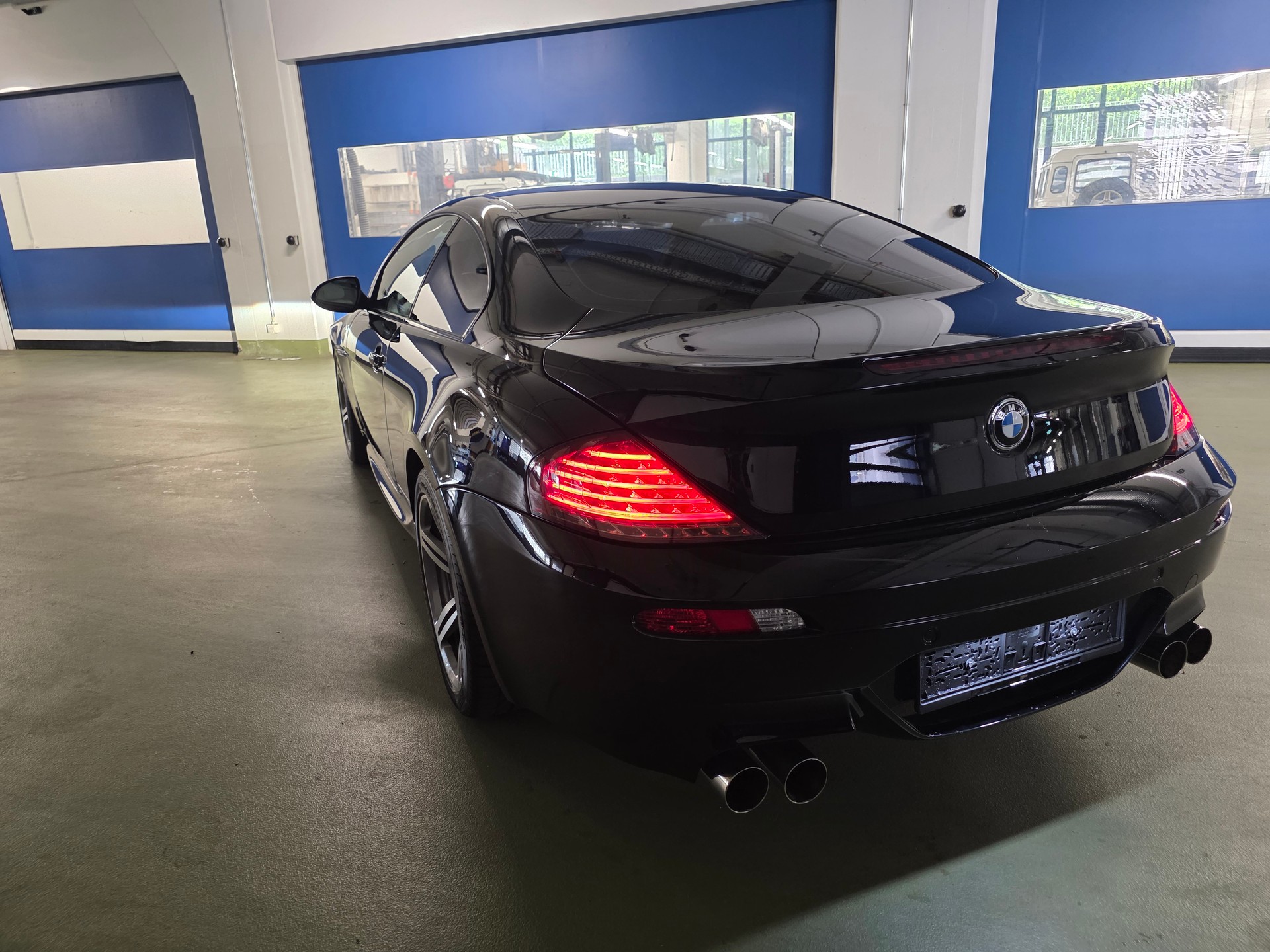 BMW M6 SMG-image-10
