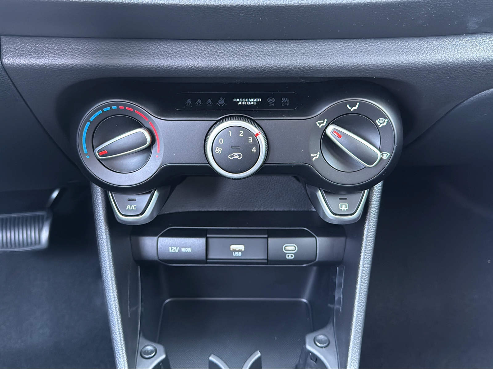 KIA Picanto 1.0 CVVT First Edition Automatic-image-13
