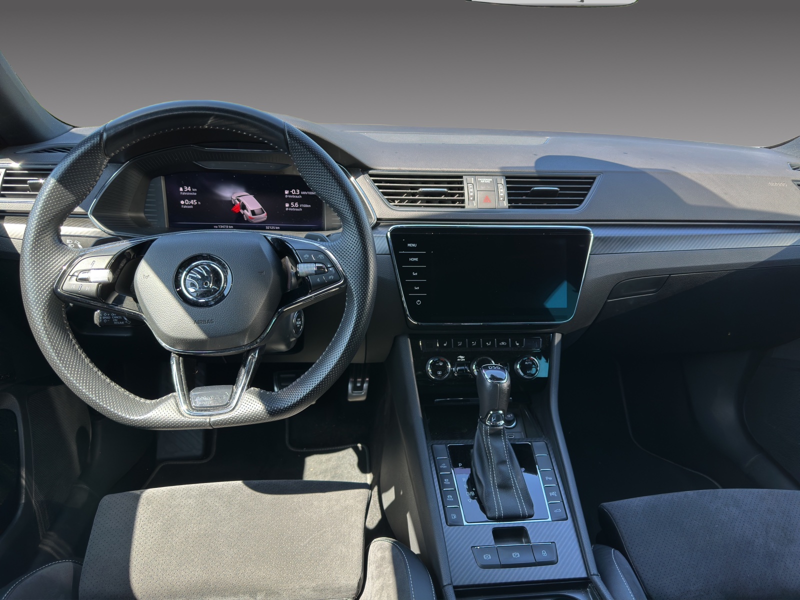 SKODA Superb 1.4 TSI Sport Line PHEV DSG-image-9
