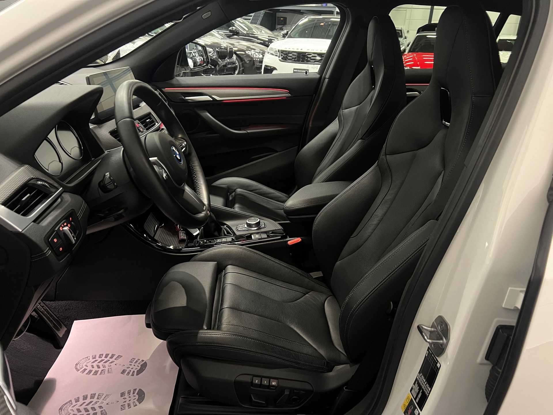 BMW X2 xDrive 25e M Sport Steptronic-image-17