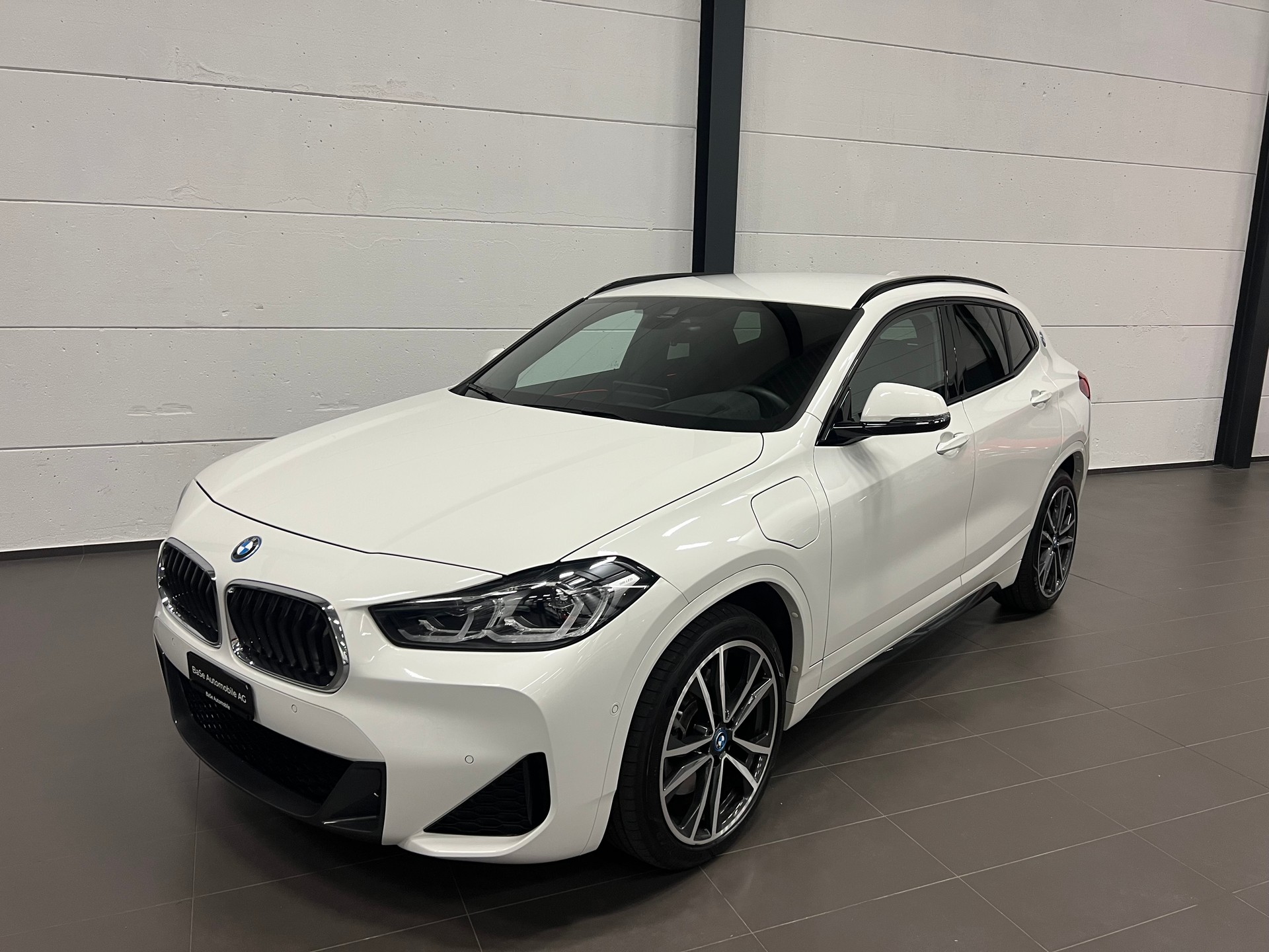 BMW X2 xDrive 25e M Sport Steptronic-image-0