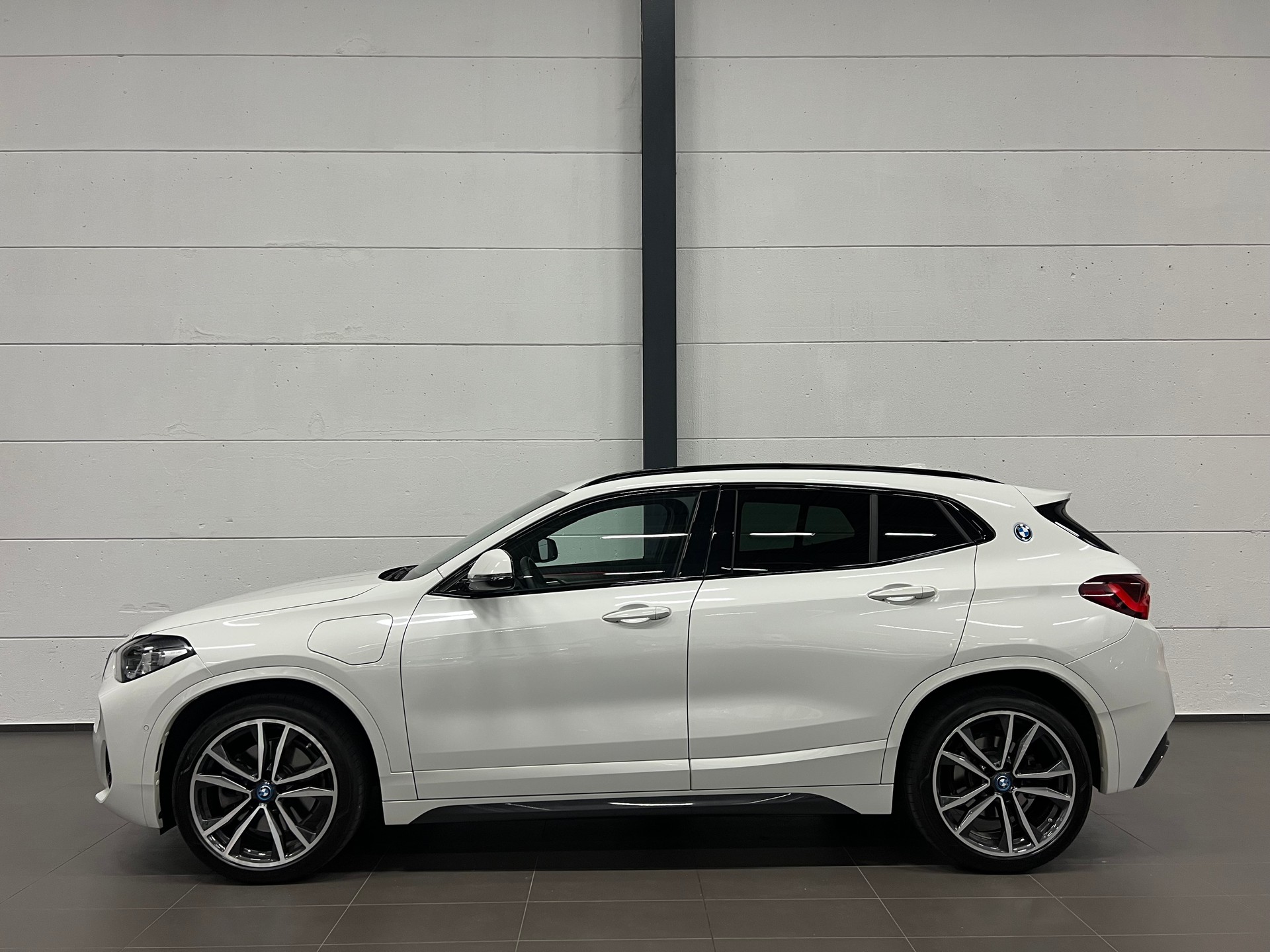 BMW X2 xDrive 25e M Sport Steptronic-image-8