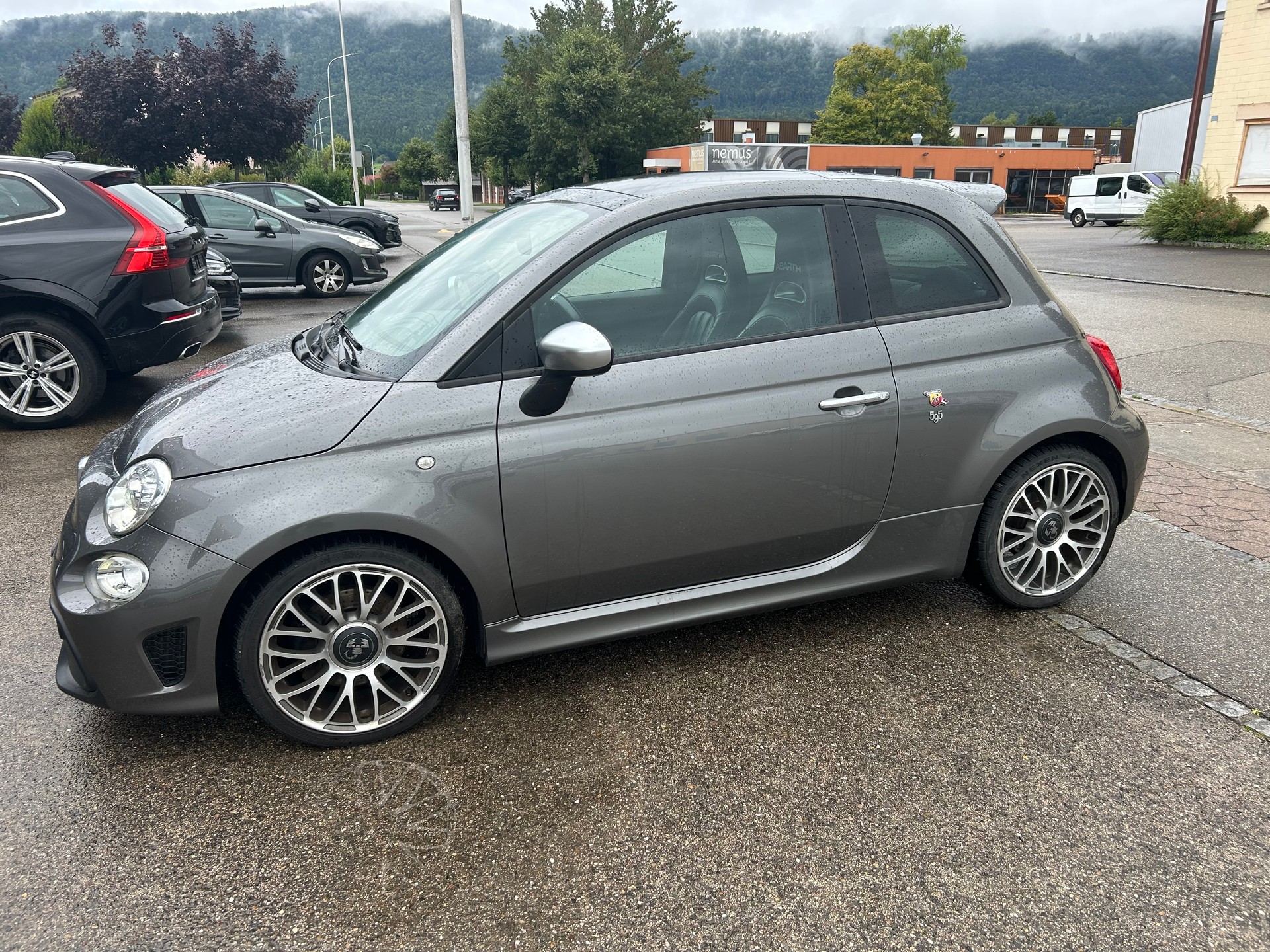 FIAT 595 1.4 16V Turbo Abarth Turismo-image-1