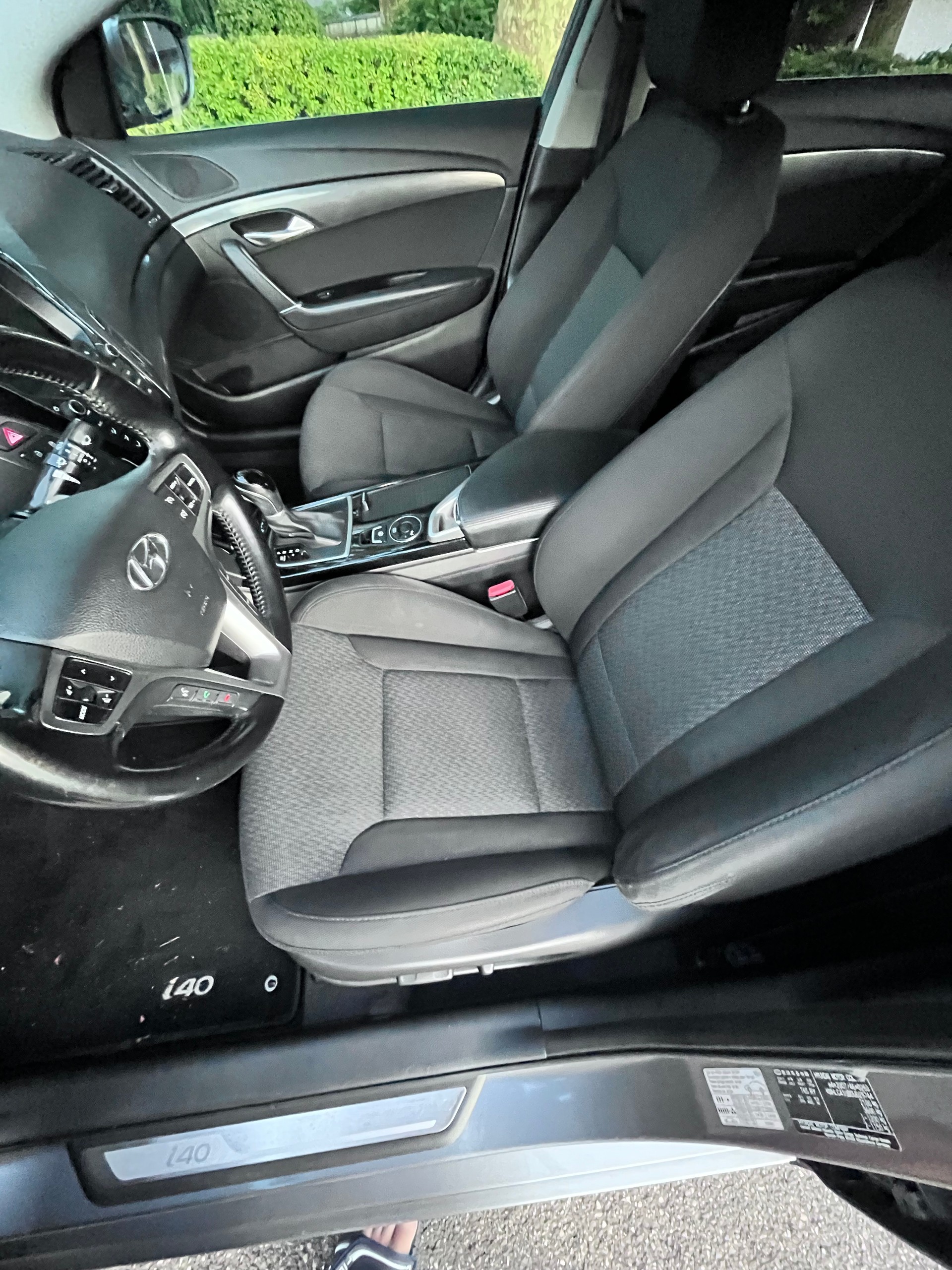 HYUNDAI i40 1.7 CRDI Style Automatic-image-9