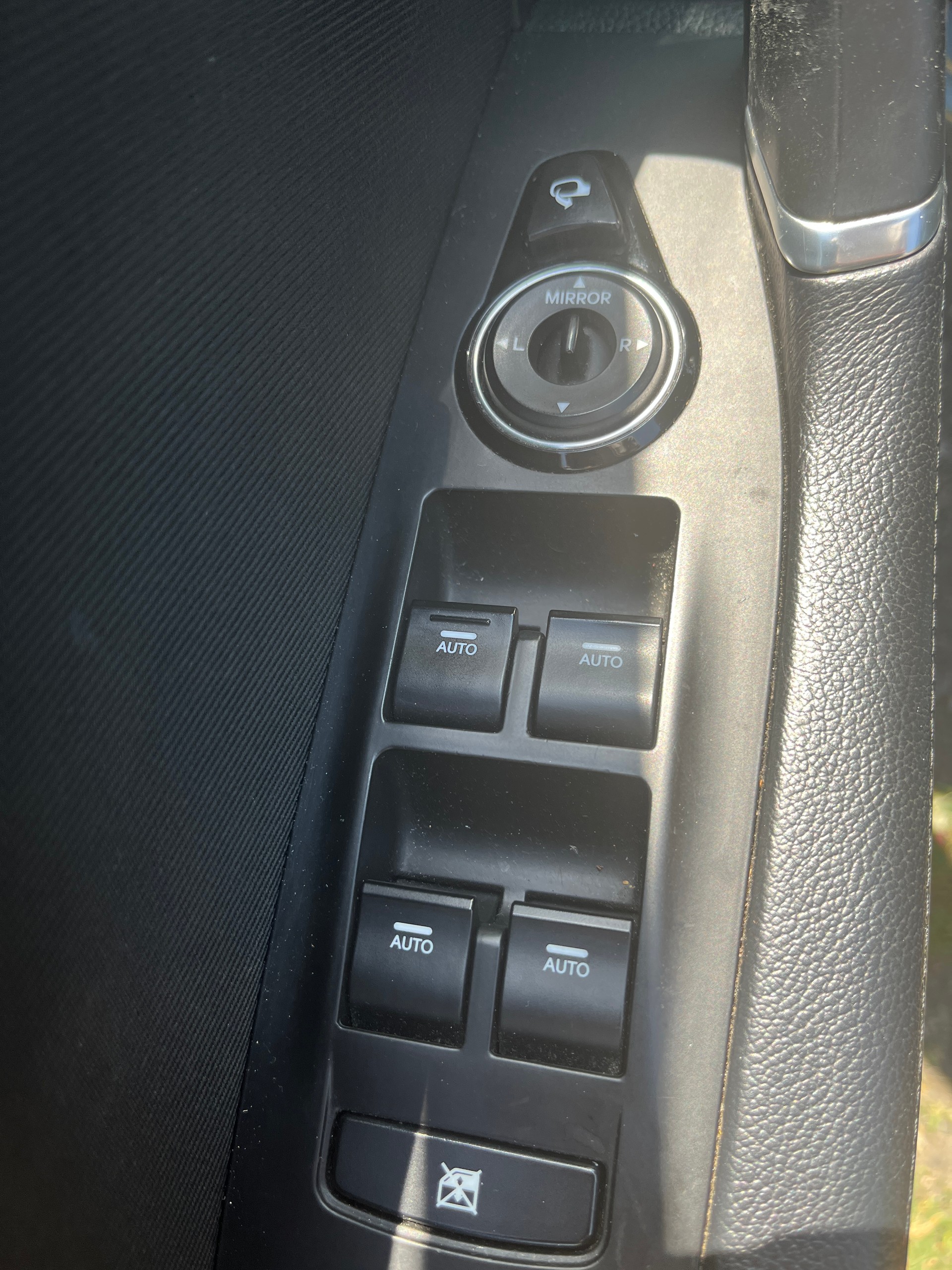 HYUNDAI i40 1.7 CRDI Style Automatic-image-19