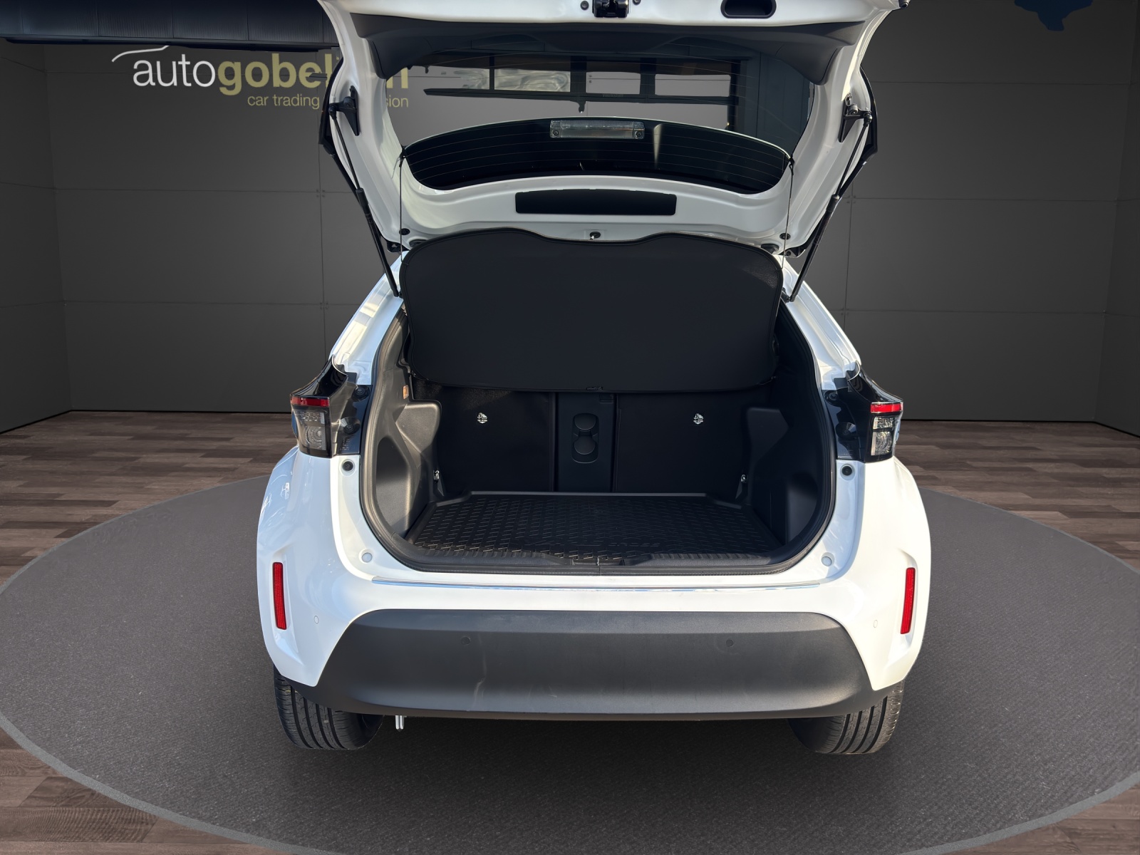 TOYOTA Yaris Cross 1.5 Trend AWDi e-CVT-image-12
