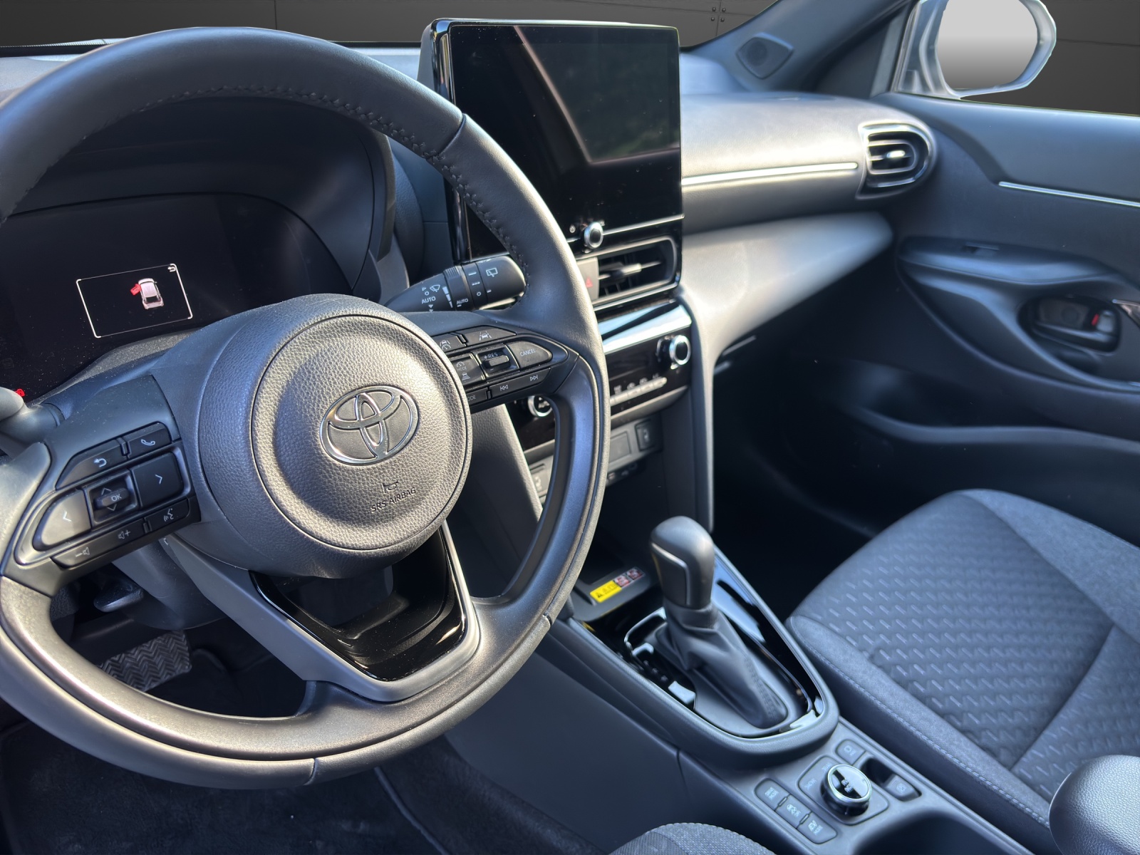 TOYOTA Yaris Cross 1.5 Trend AWDi e-CVT-image-3