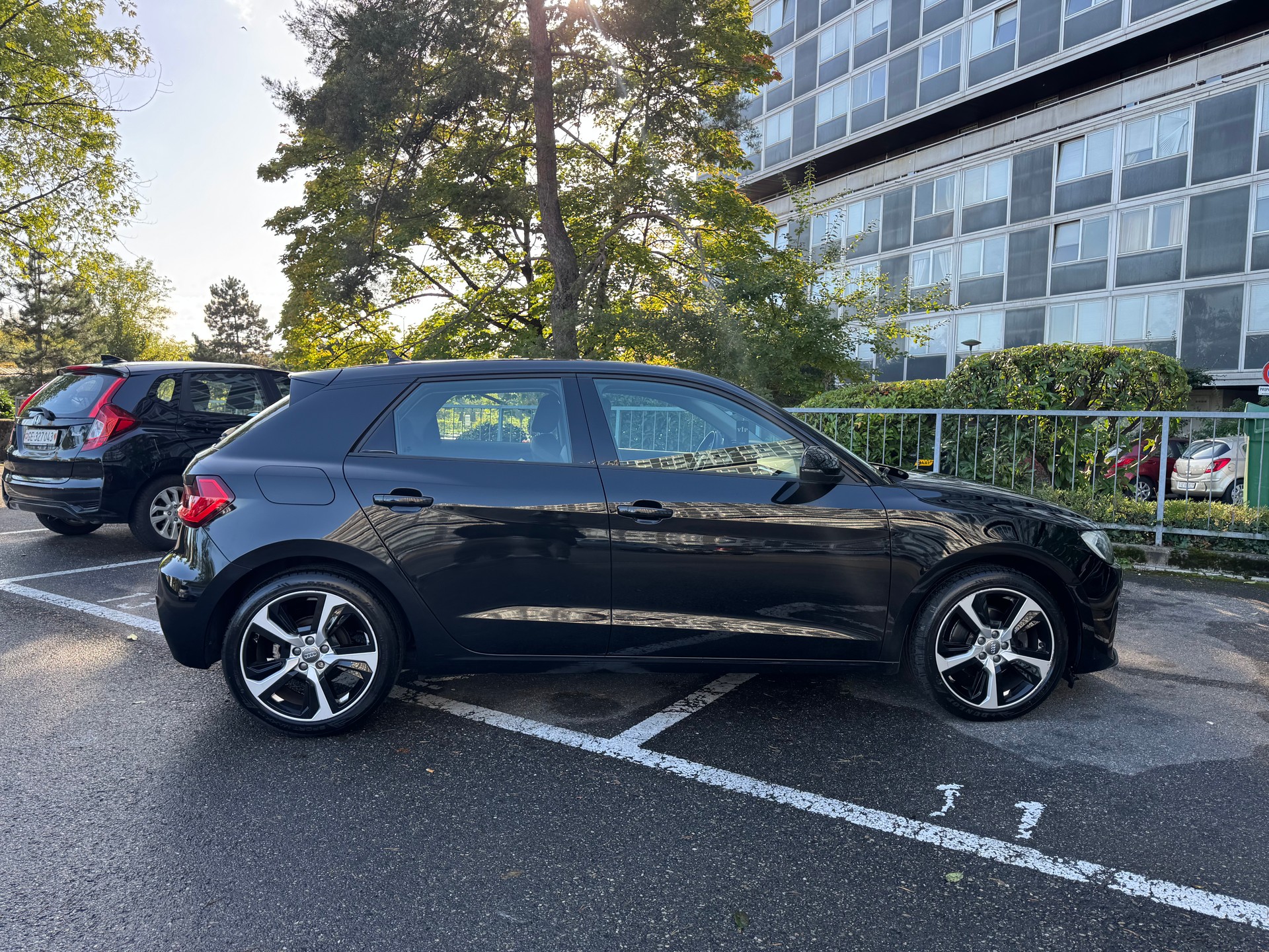 AUDI A1 Sportback 30 TFSI advanced S-tronic-image-6