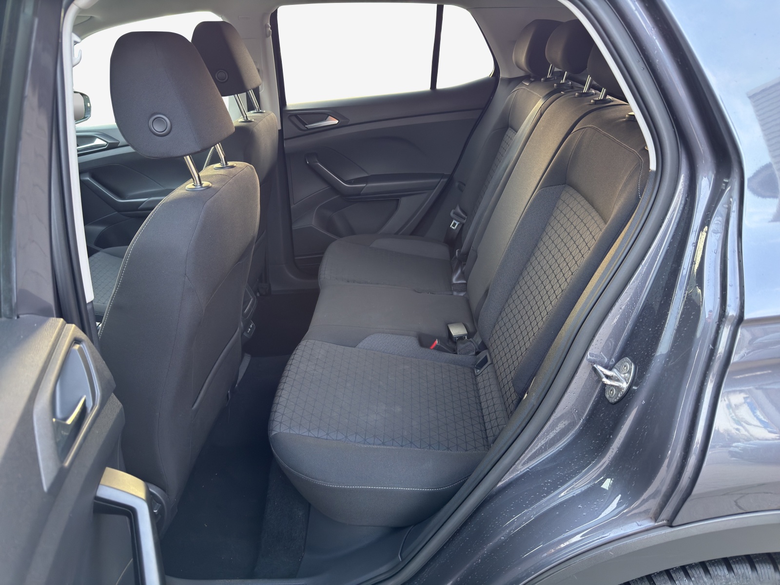 VW T-Cross 1.0 TSI Life DSG-image-11