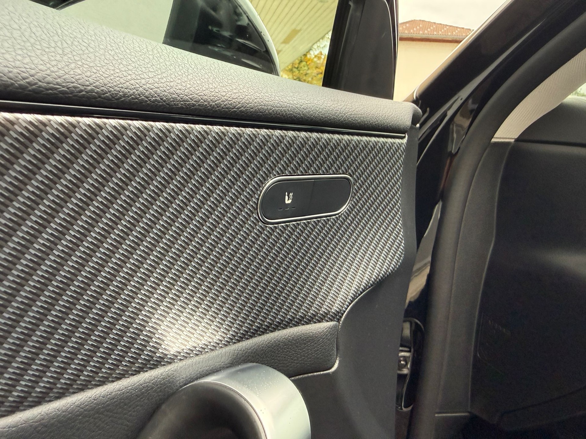 MERCEDES-BENZ A 180 7G-DCT-image-11
