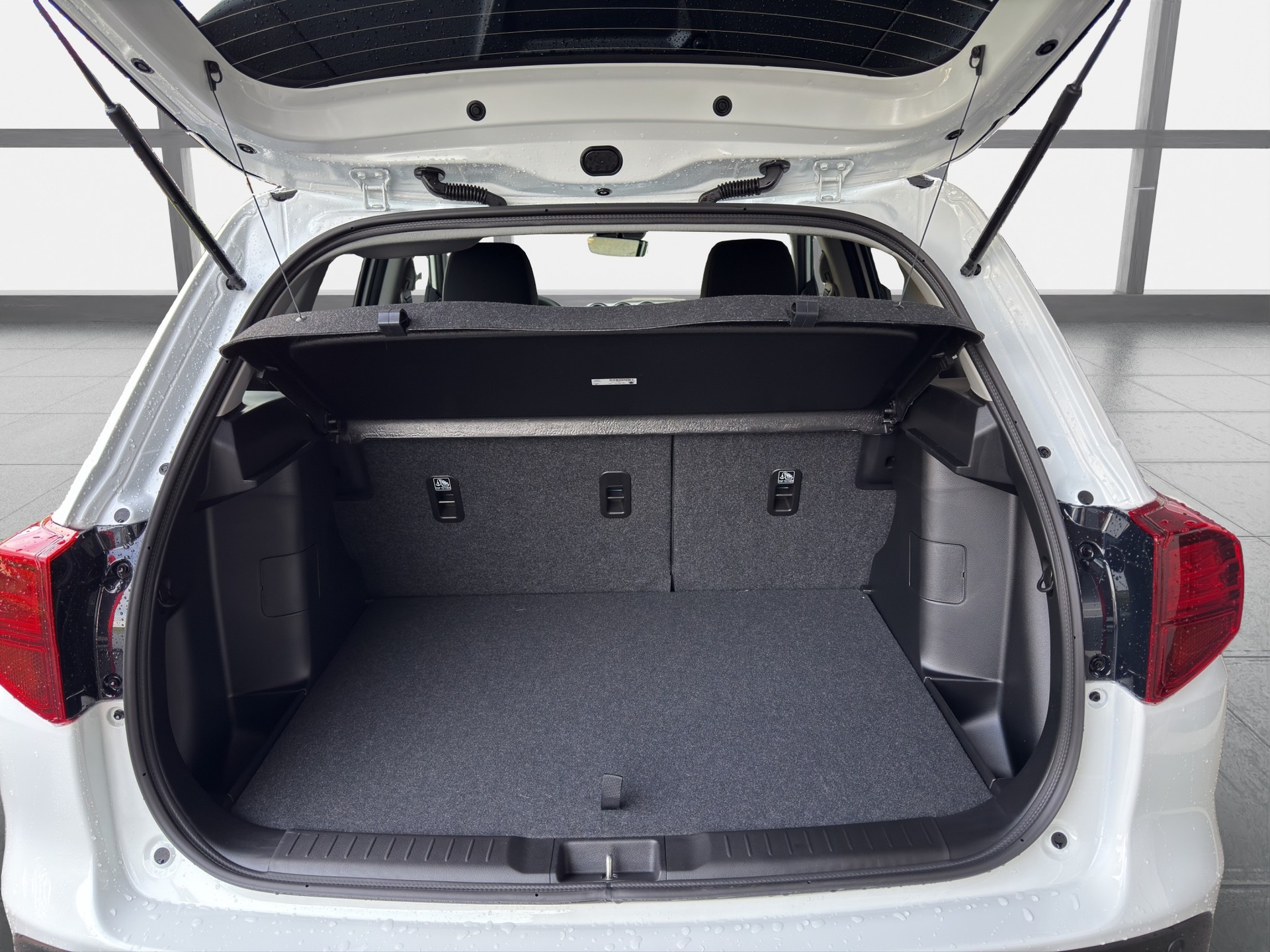 SUZUKI Vitara 1.4 Boosterjet Compact + 4x4 Hybrid-image-10