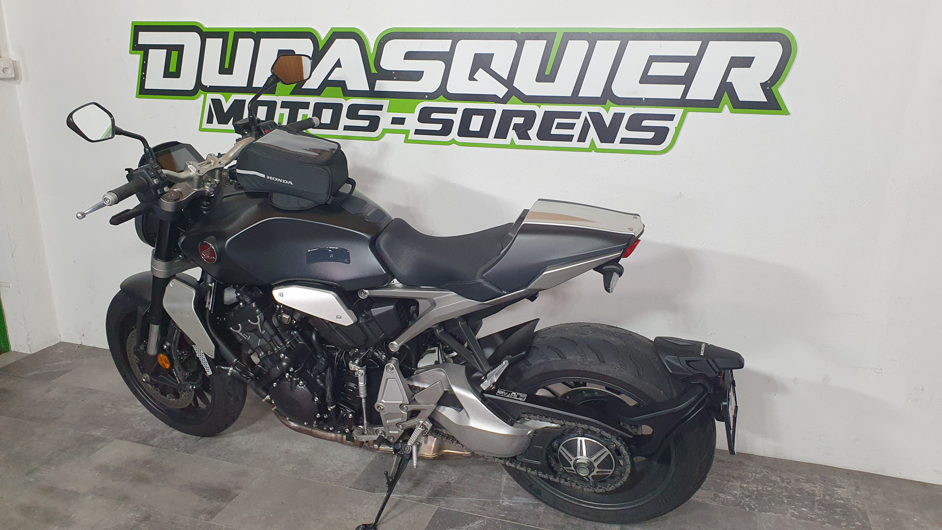 HONDA CB 1000 R-showroom-element-3