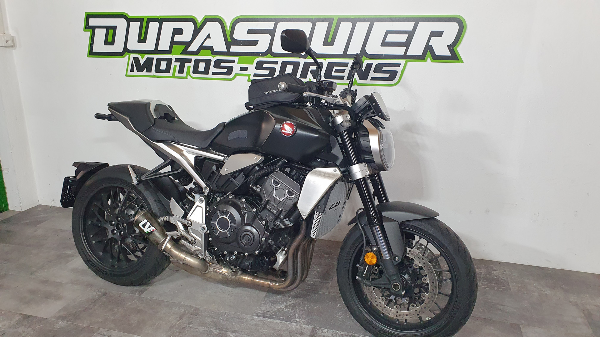 HONDA CB 1000 R-showroom-element-1