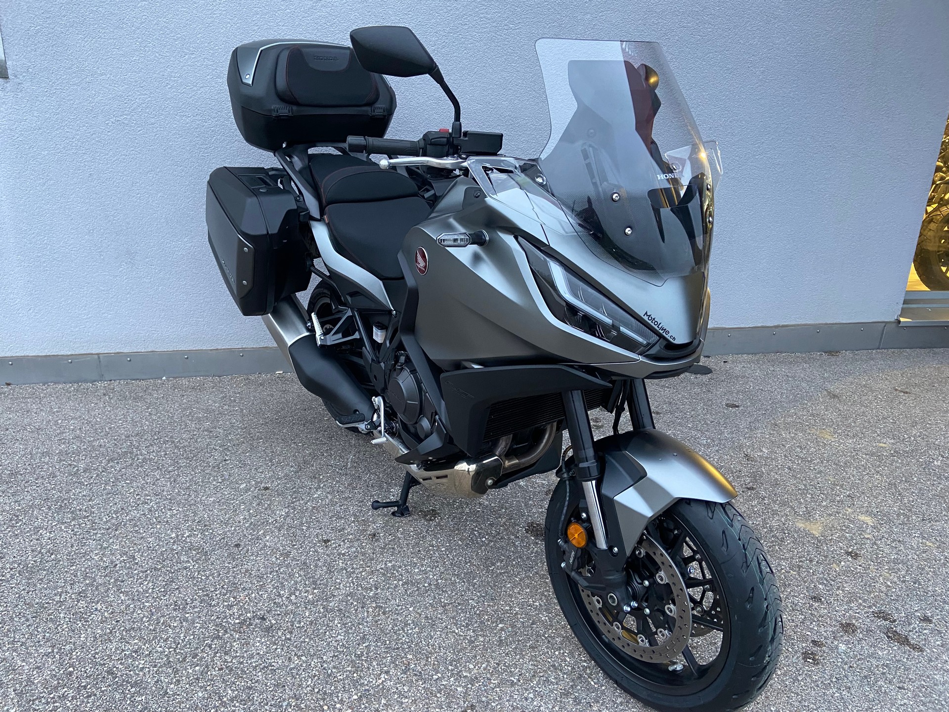 HONDA NT 1100-image-10