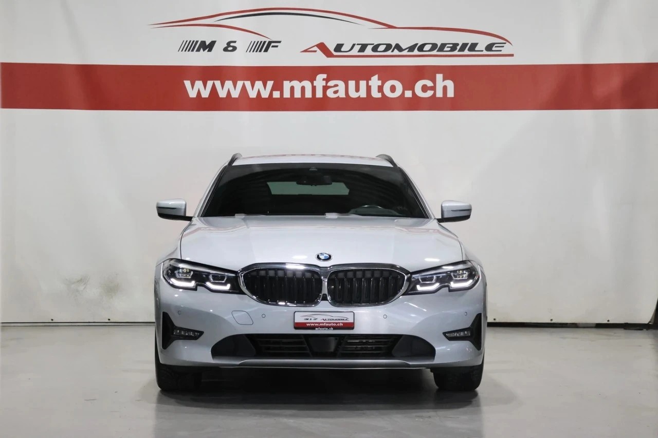 BMW 330d xDrive Touring CH FAHRZEUG-image-1