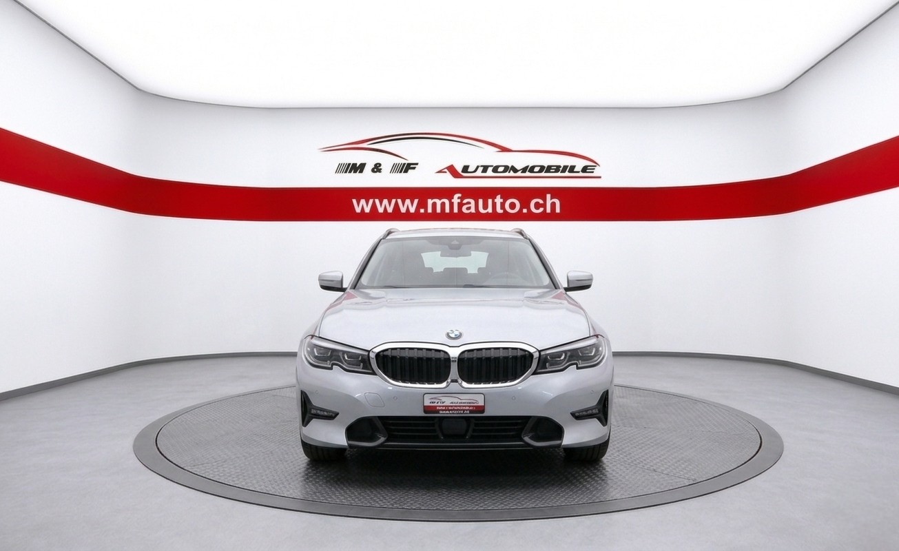 BMW 330d xDrive Touring CH FAHRZEUG-image-2