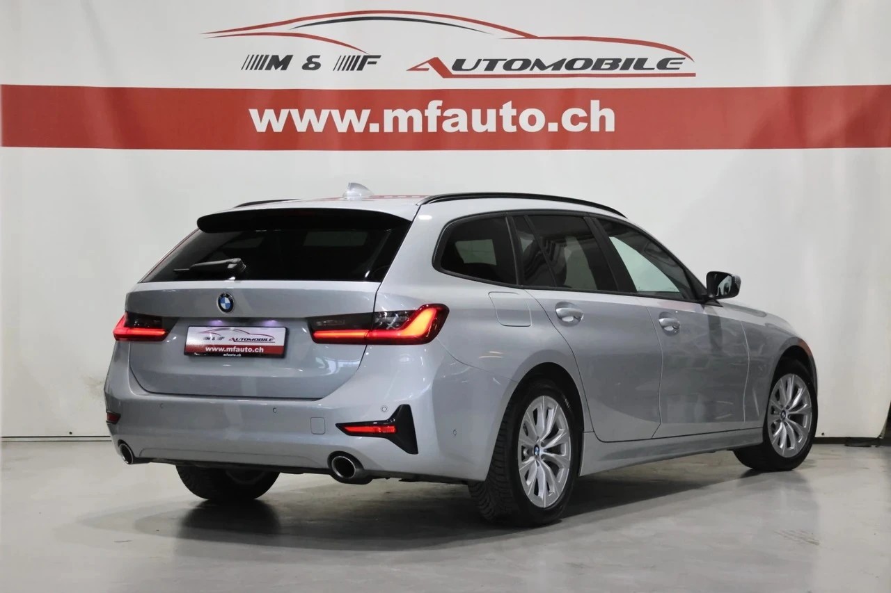 BMW 330d xDrive Touring CH FAHRZEUG-image-4