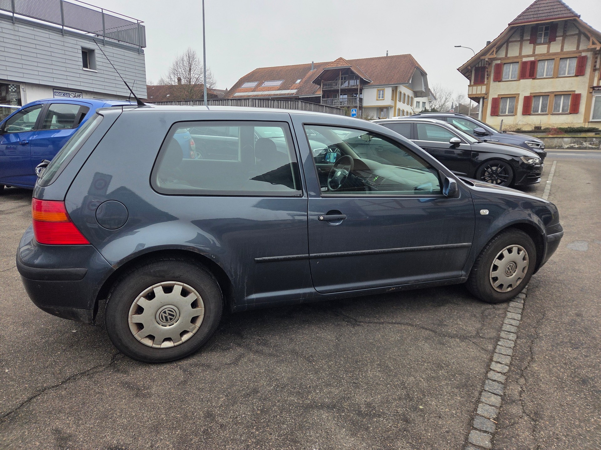 VW Golf 1.6 16V-image-7