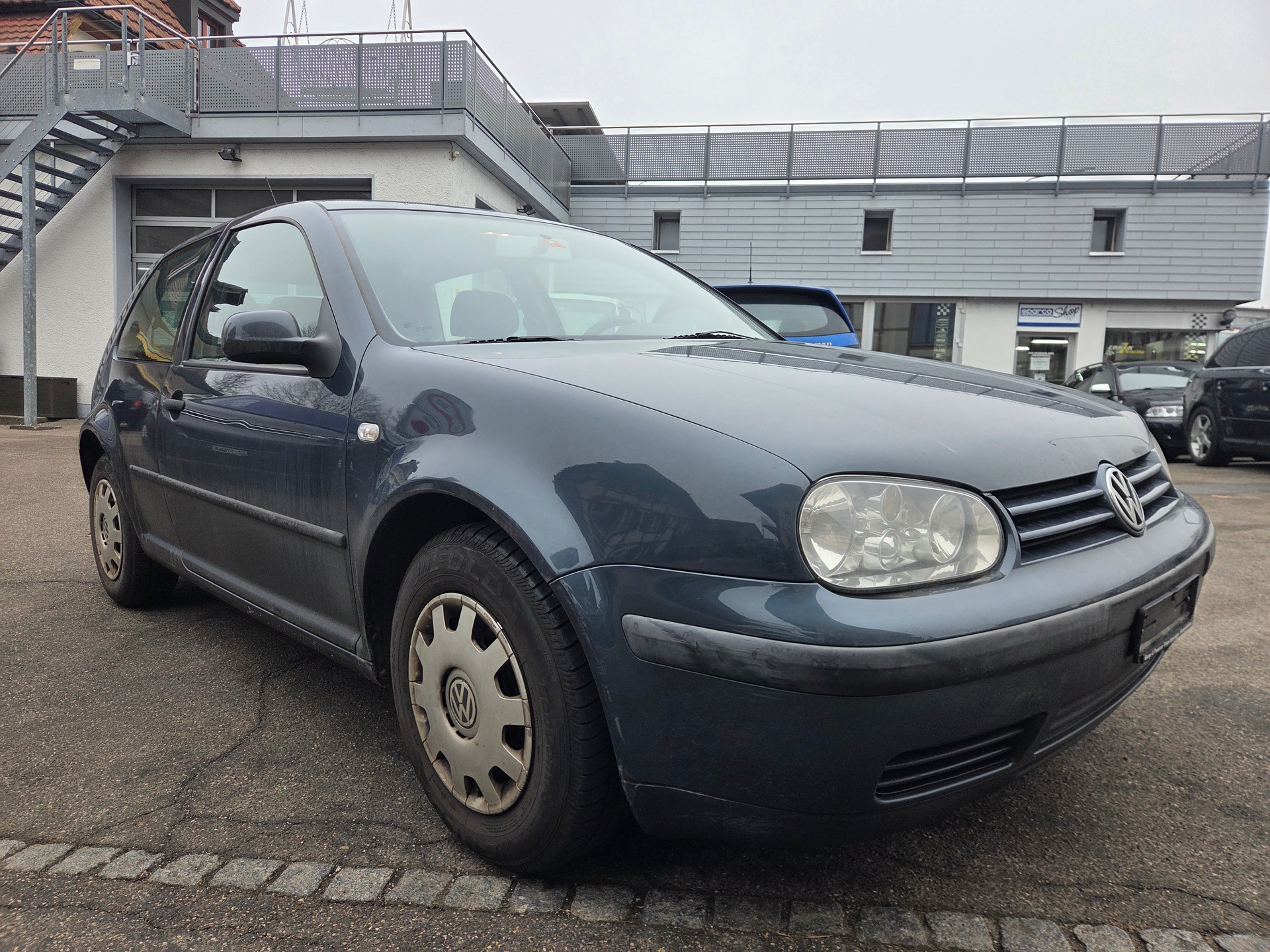 VW Golf 1.6 16V-image-0
