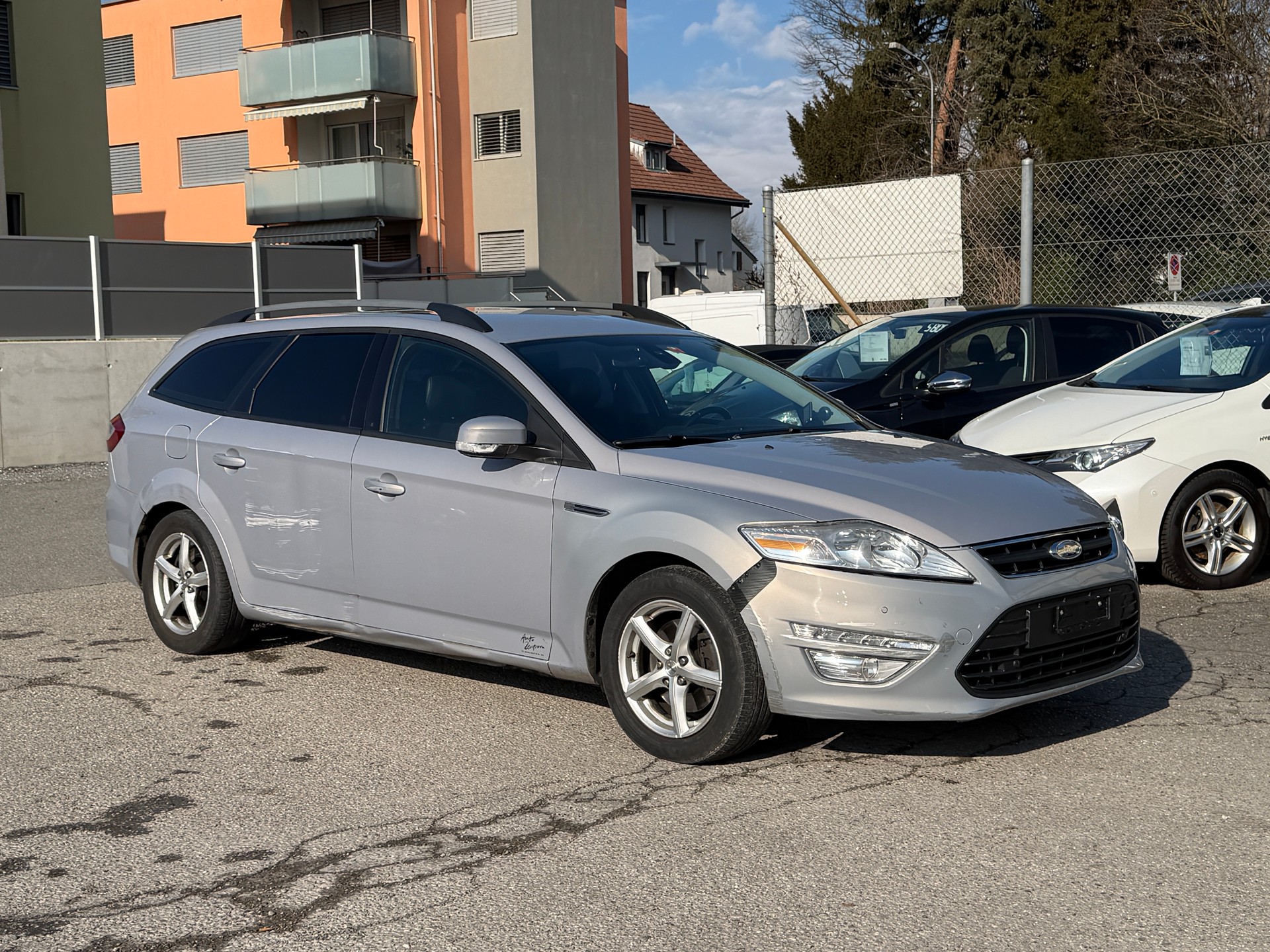 FORD Mondeo 2.0 TDCi 16V Carving PowerShift-image-2