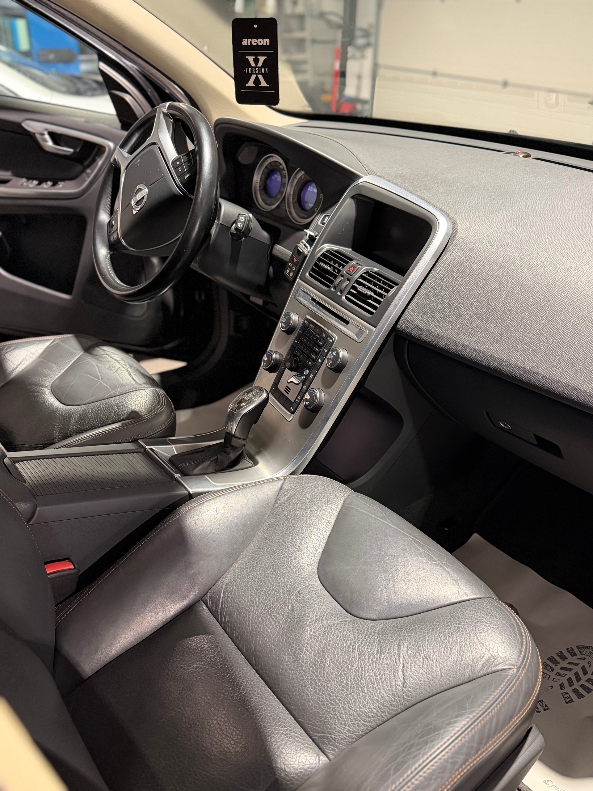 VOLVO Personenwagen-image-9