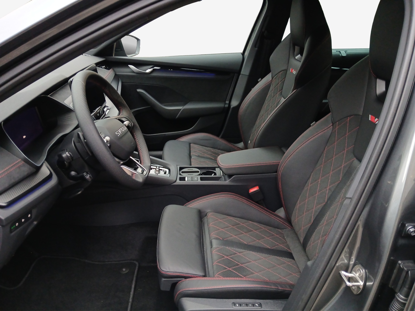 SKODA Octavia Combi 2.0 TSI DSG RS-image-7