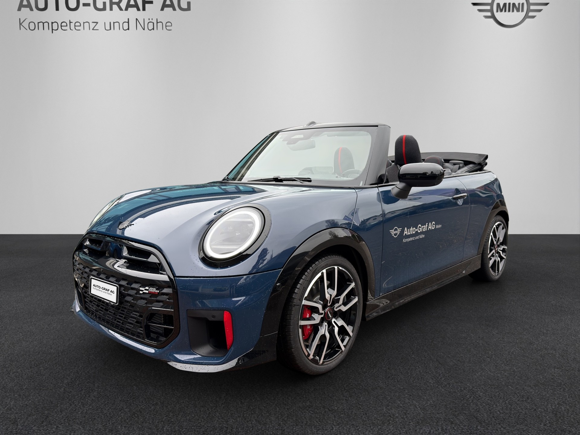 MINI John Cooper Works Cabrio-image-0