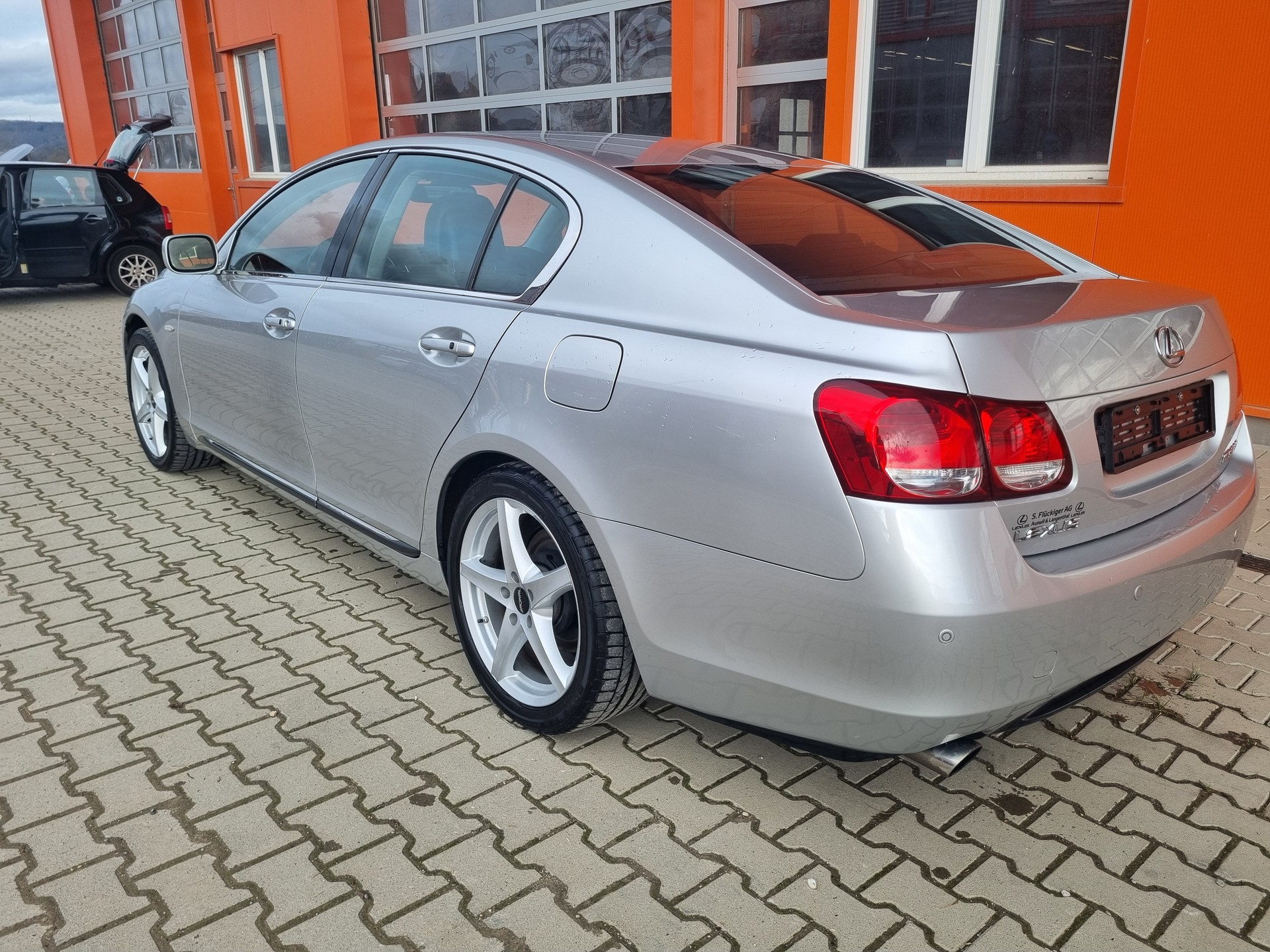 LEXUS GS 300 Limited Automatic-image-2