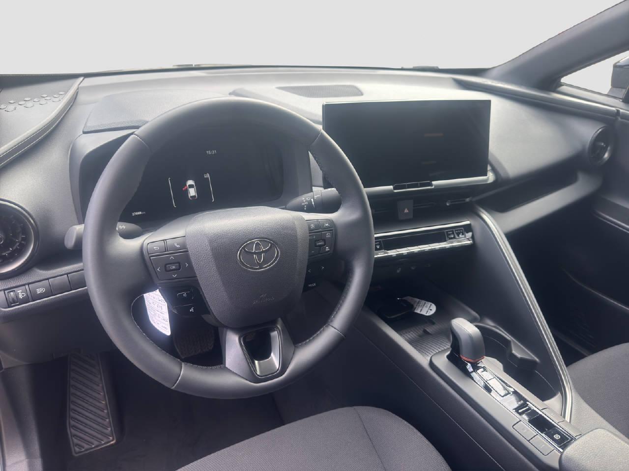 TOYOTA C-HR 2.0 PHEV Swiss Edition-image-11