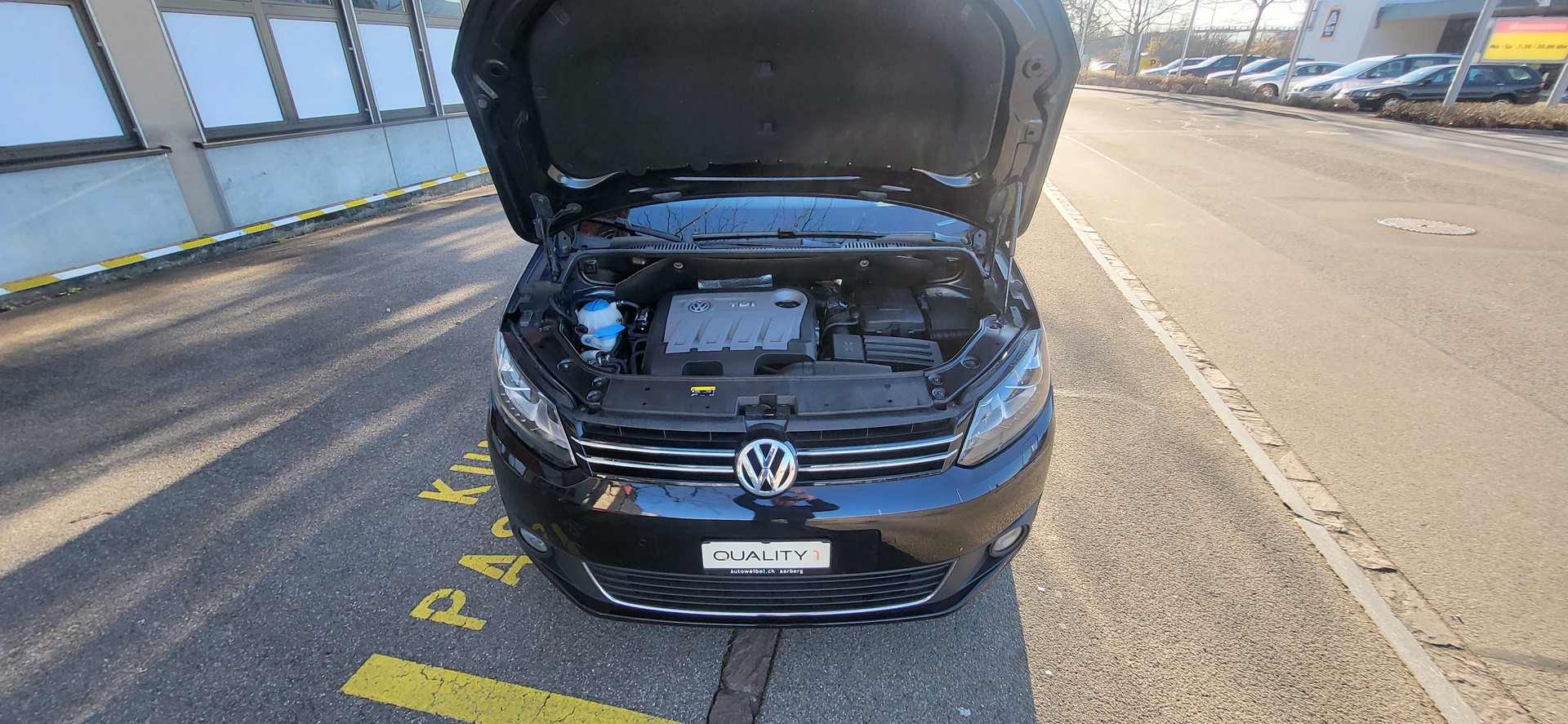 VW Touran 1.6 TDI BlueMotion Technology Cup DSG-image-15