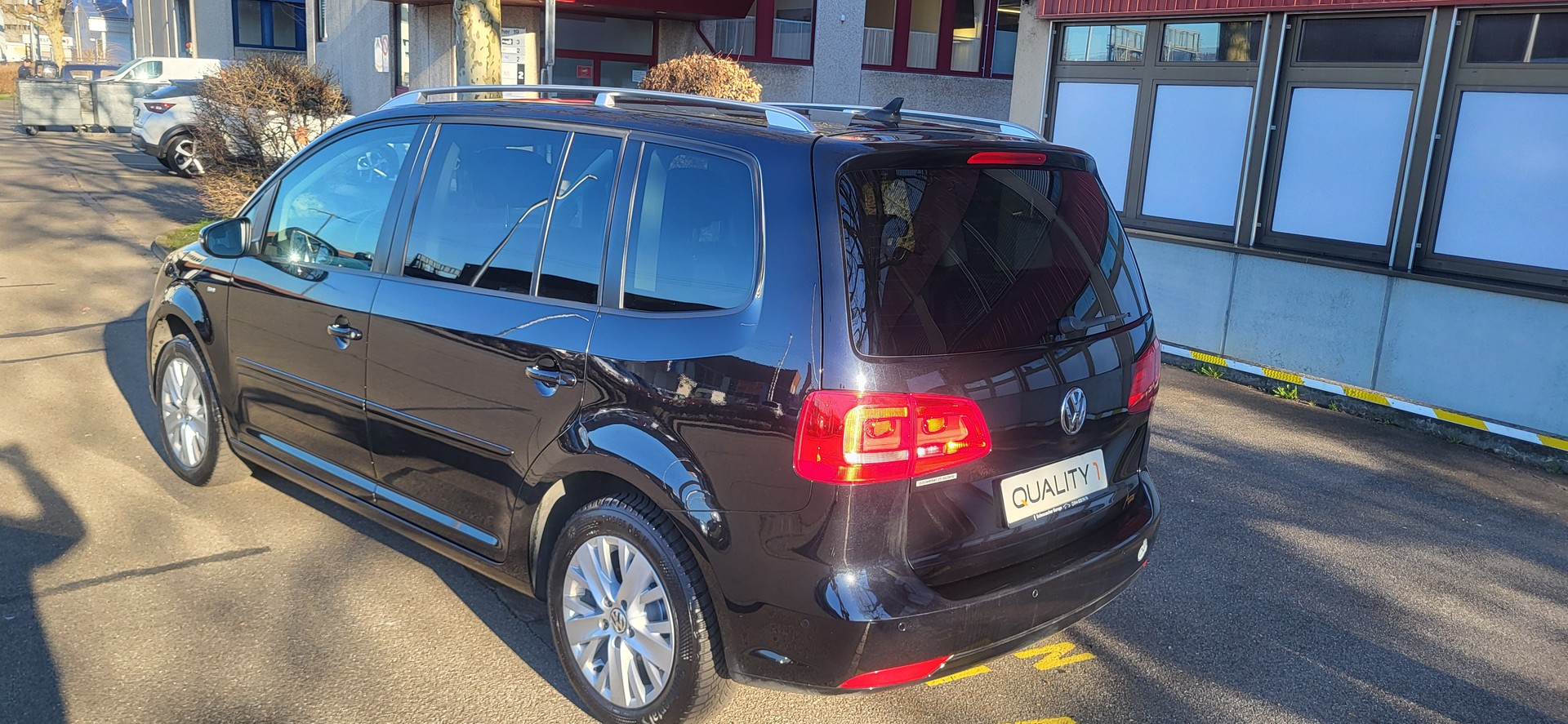 VW Touran 1.6 TDI BlueMotion Technology Cup DSG-image-8