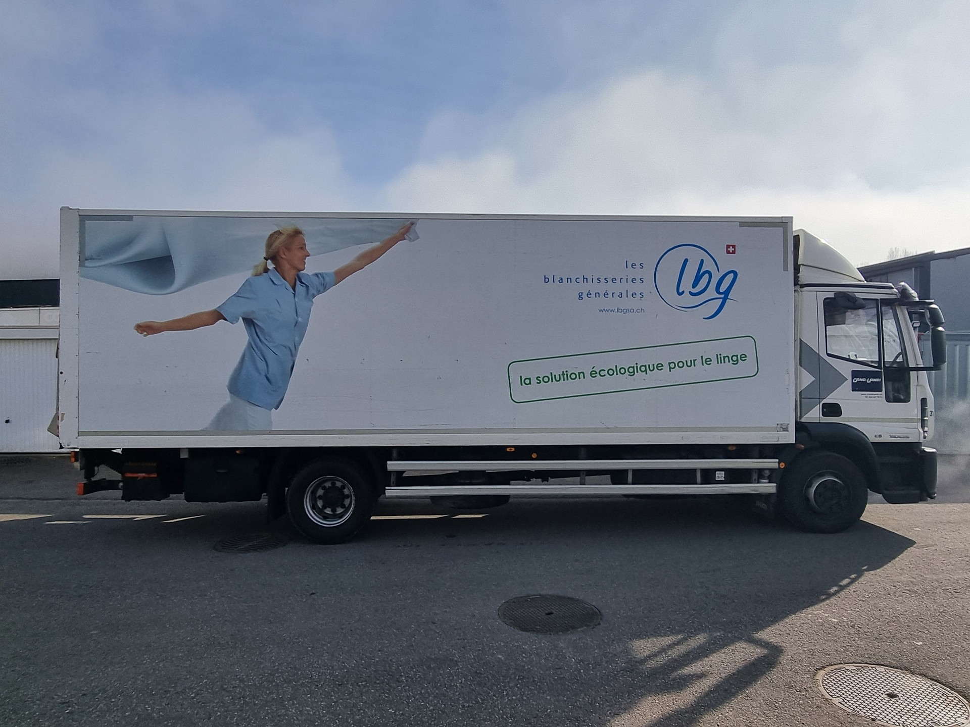 IVECO 140E25-image-8