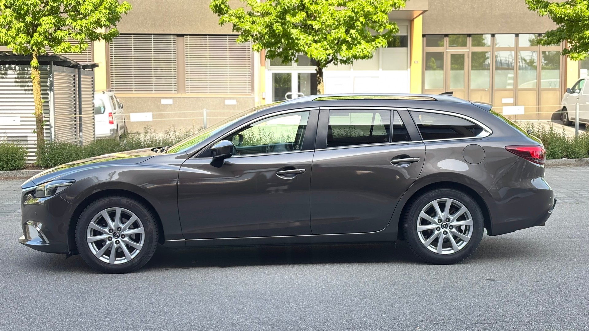 MAZDA 6 Sportwagon SKYACTIV-D 150 Ambition AWD-image-6