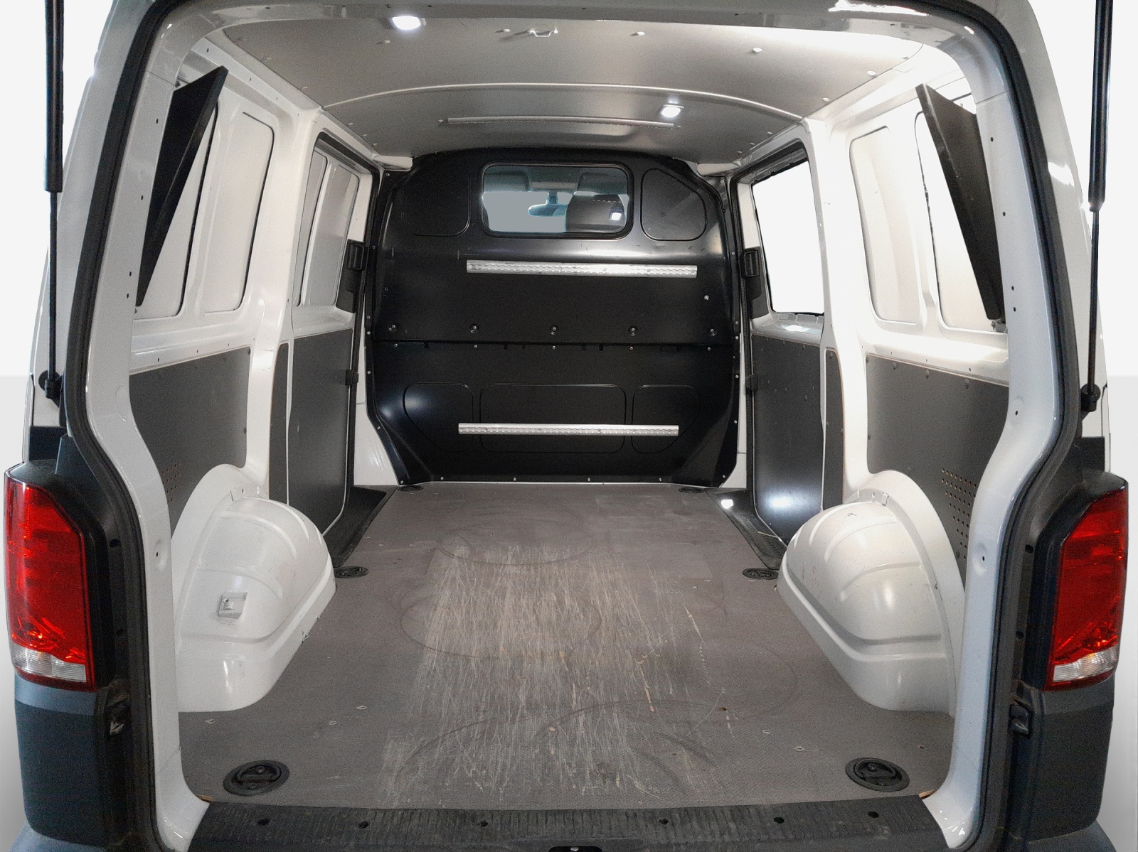VW T6.1 2.0 TDI 4Motion-image-12
