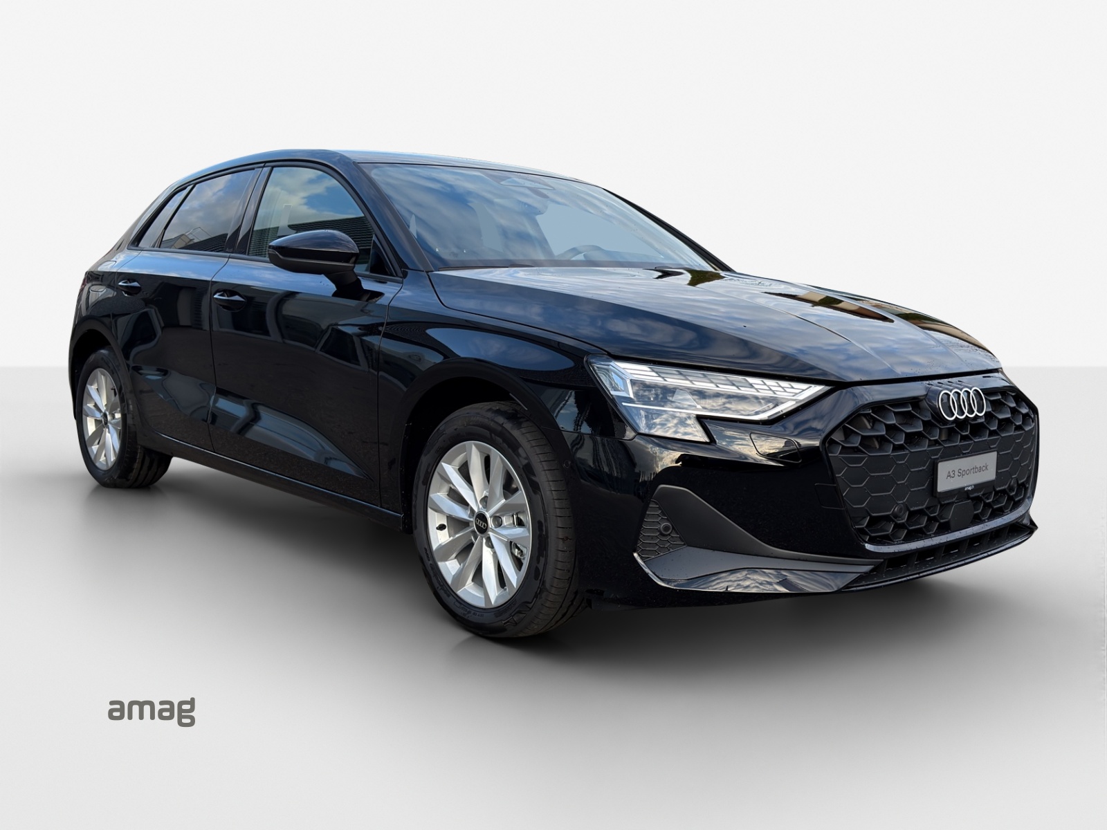 AUDI A3 Sportback TFSI 110 kW Attraction S tronic-image-5