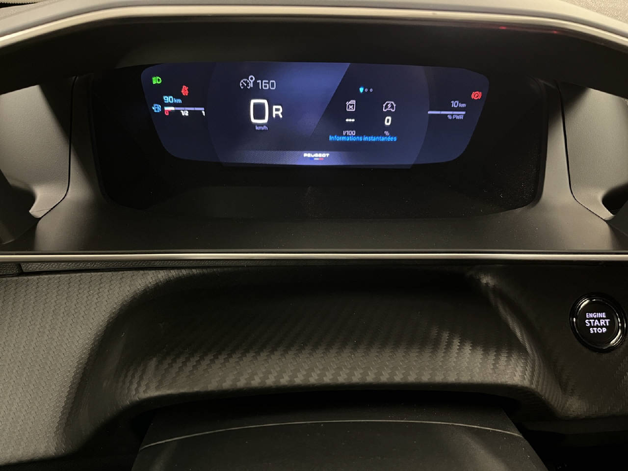 PEUGEOT 208 1.2 Hybrid 145 GT-image-9
