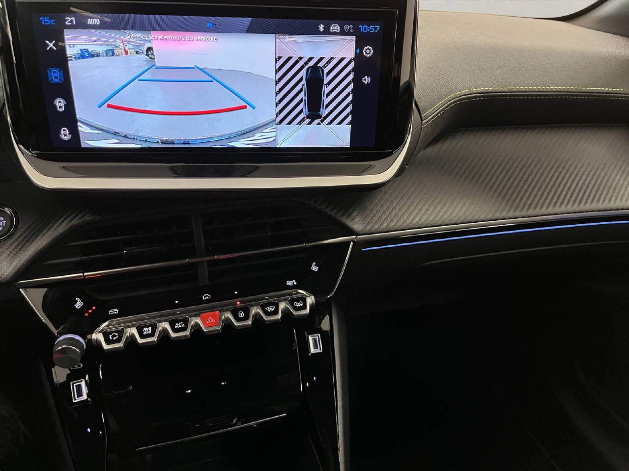 PEUGEOT 208 1.2 Hybrid 145 GT-image-7