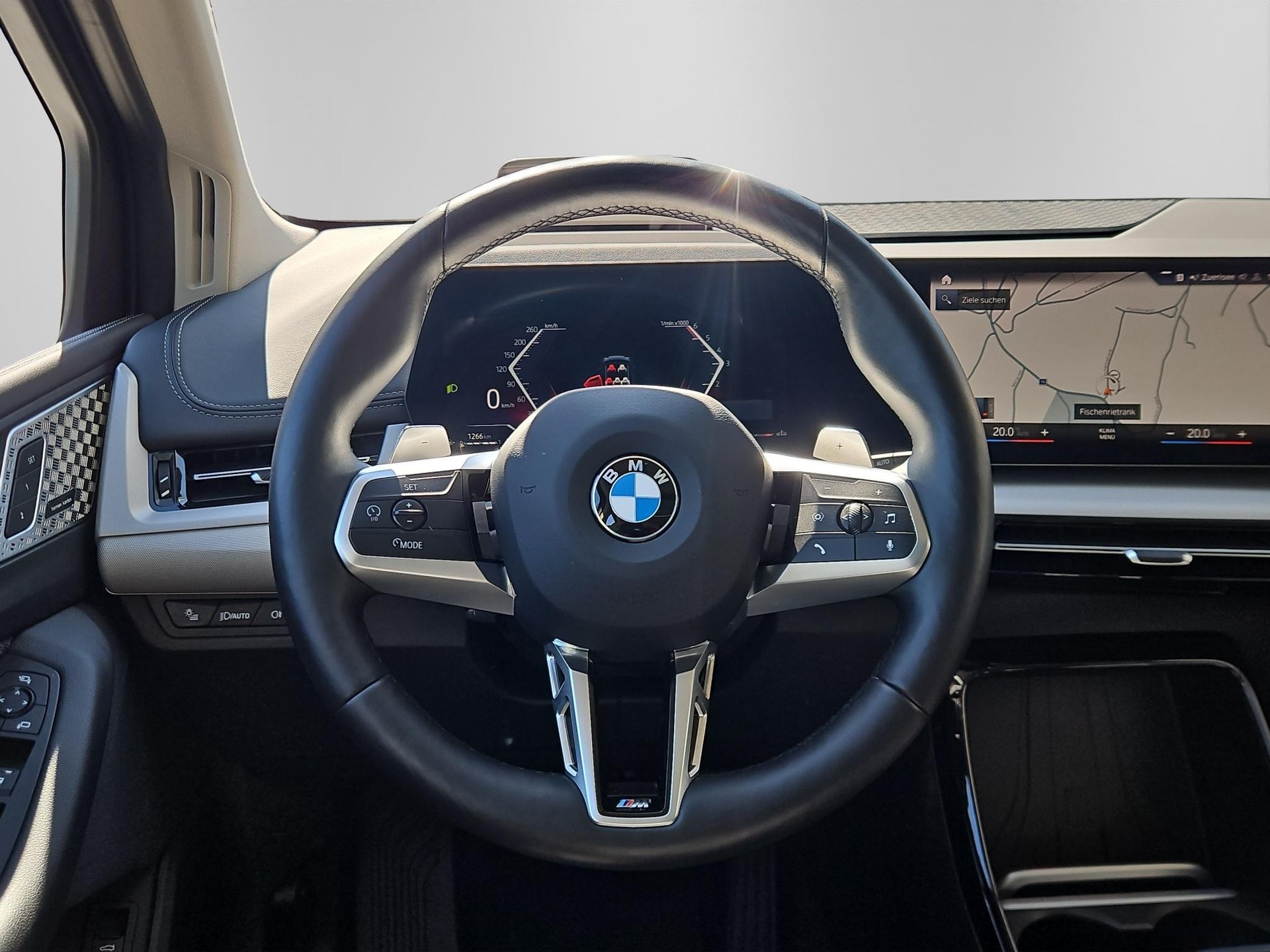 BMW 218d DKG-image-10