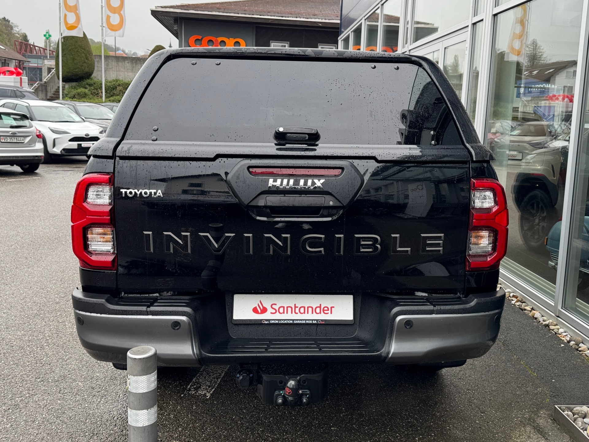 TOYOTA Hilux 2.8d MHEV Invincible Double Cab 4x4-image-7