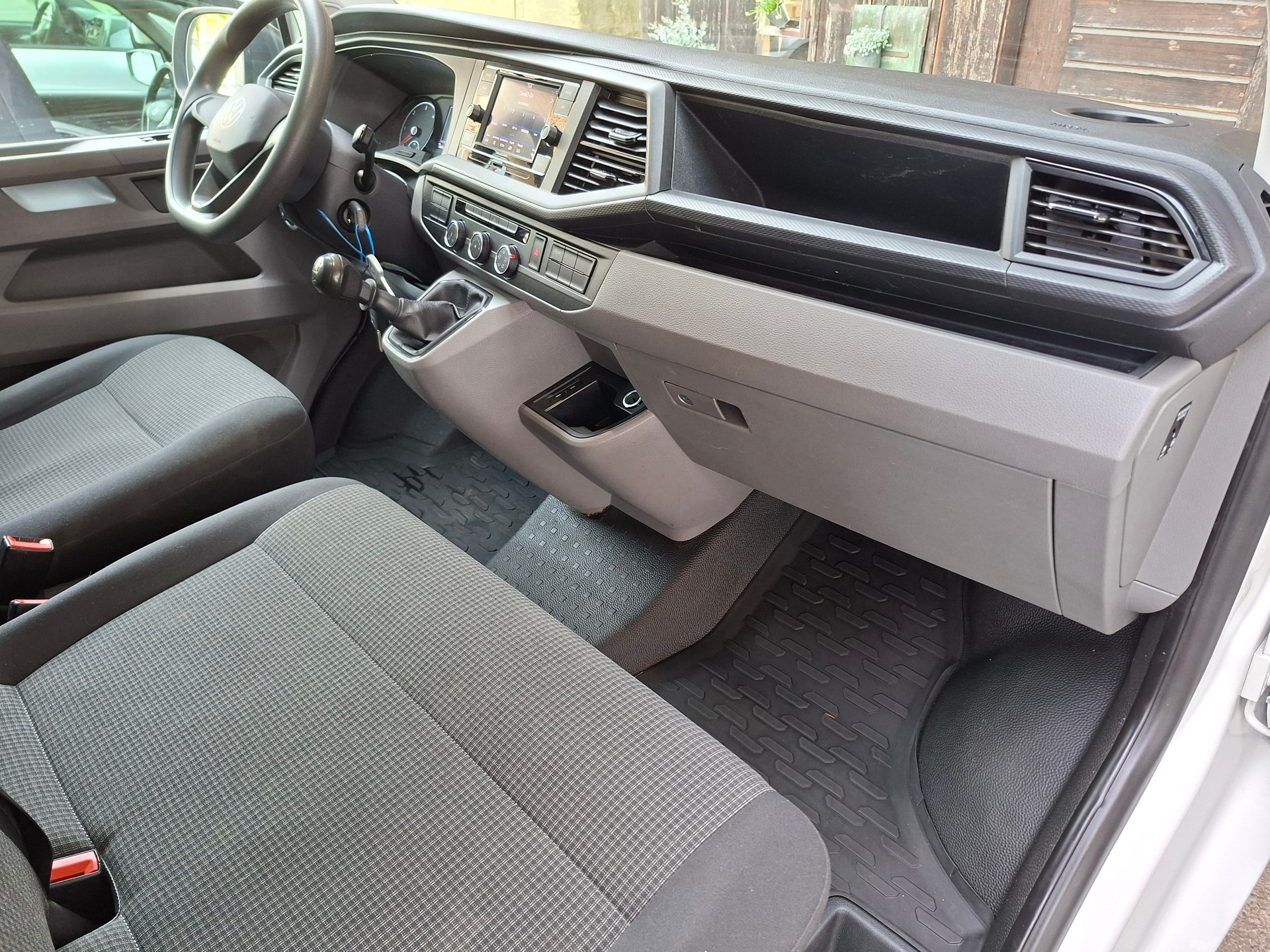 VW T6.1 2.0 TDI-image-8