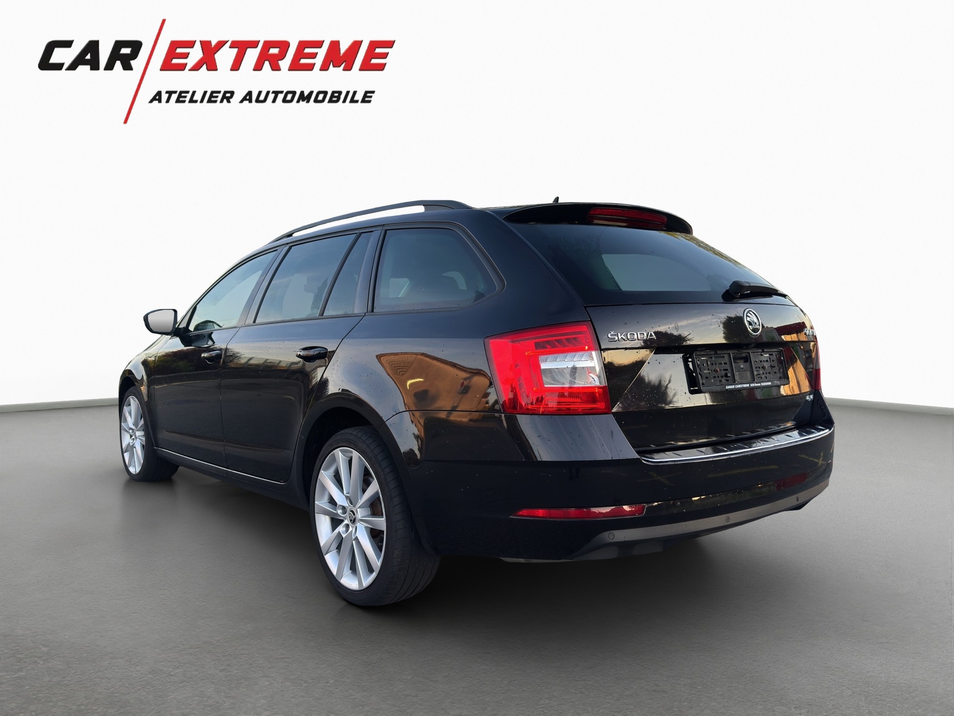 SKODA Octavia Combi 2.0 TSI Soleil 4x4 DSG-image-1