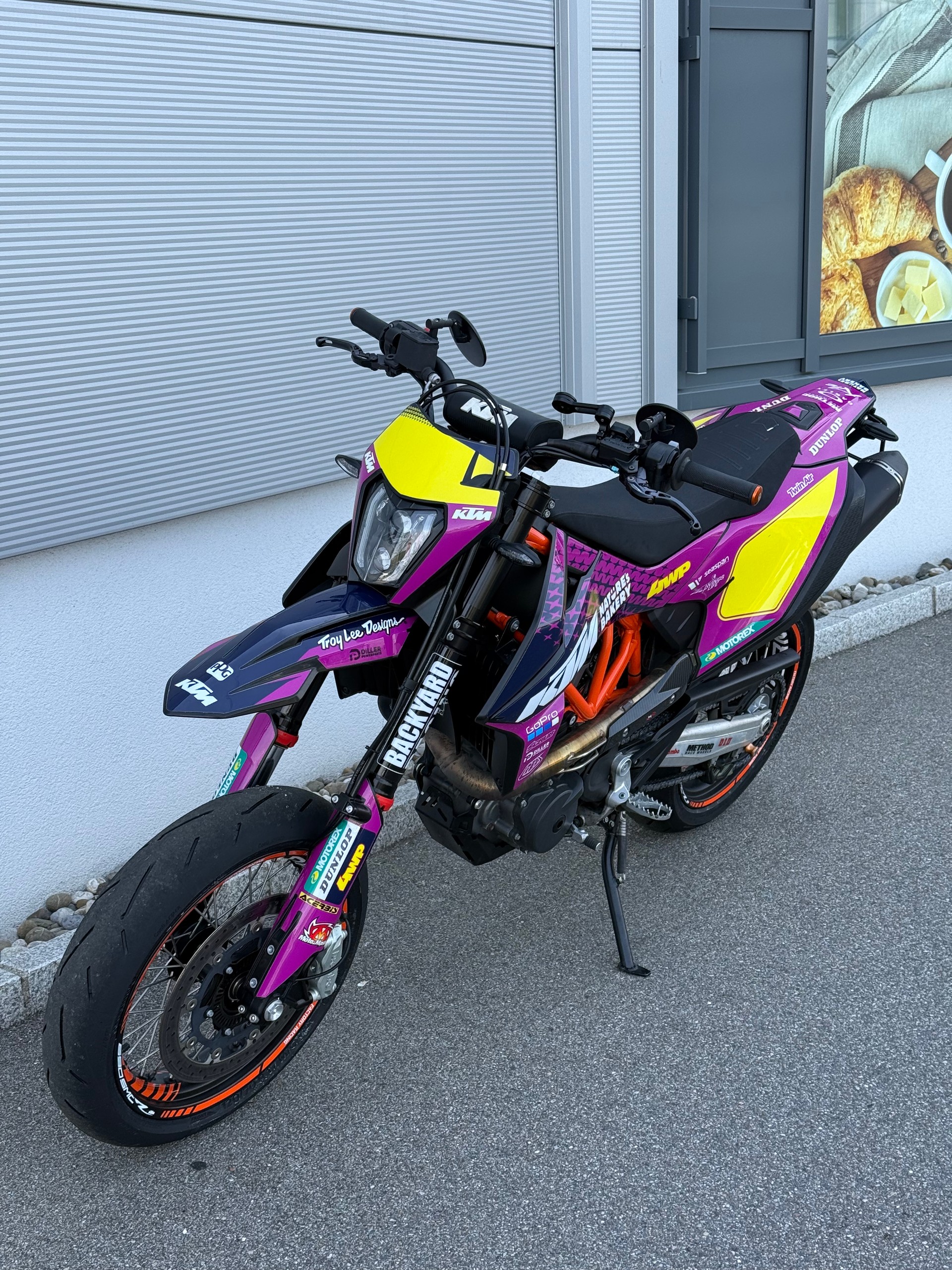 KTM 690 SMC R (35kW)-image-7